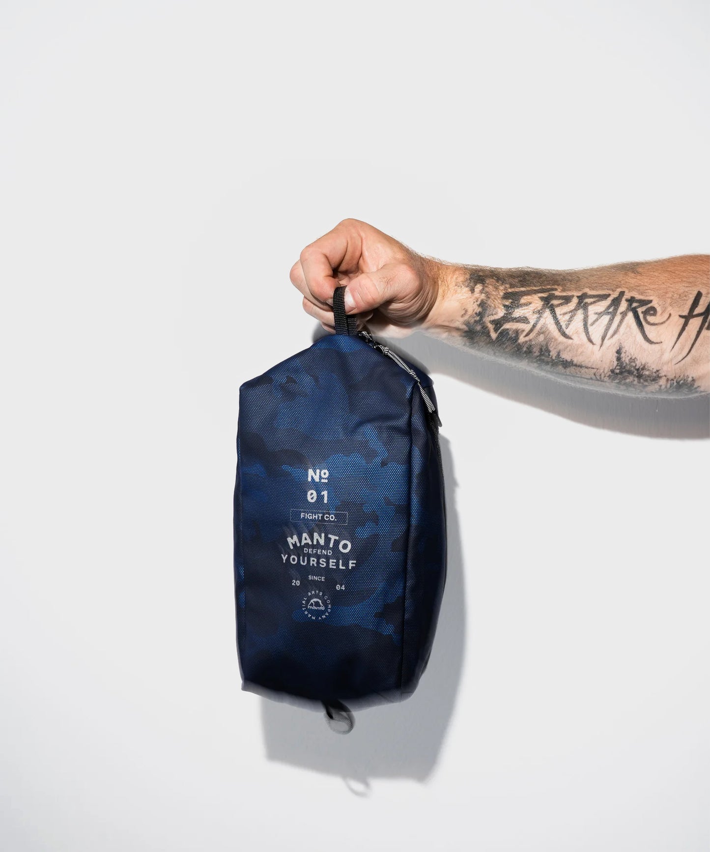 Manto Camo Toiletry Bag - Blue