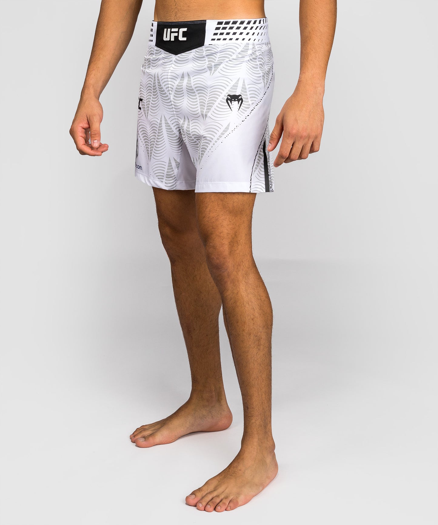 UFC Zenith by Venum Authentic Fight Night Kurze Passform Fight Short Herren - Weiß