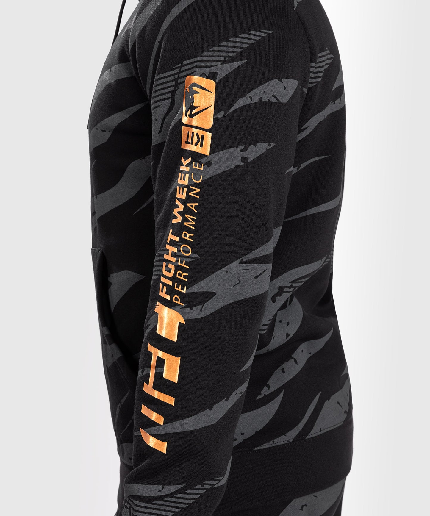 UFC Adrenaline by Venum Fight Week Felpa Con Cappuccio da Uomo - Urban Camo