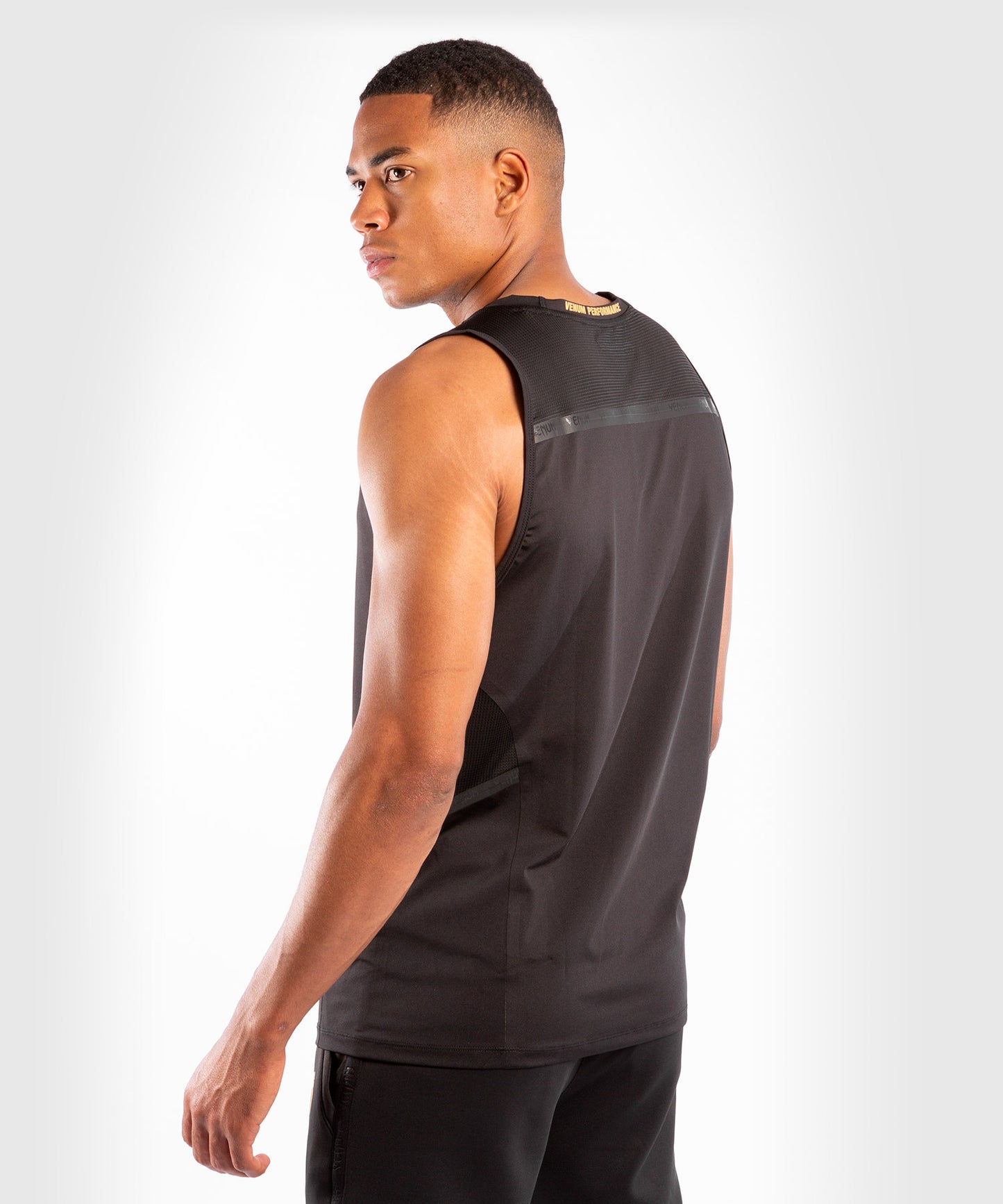 Dry Tech Petrosyan 2.0 Tank Top - Schwarz/Gold