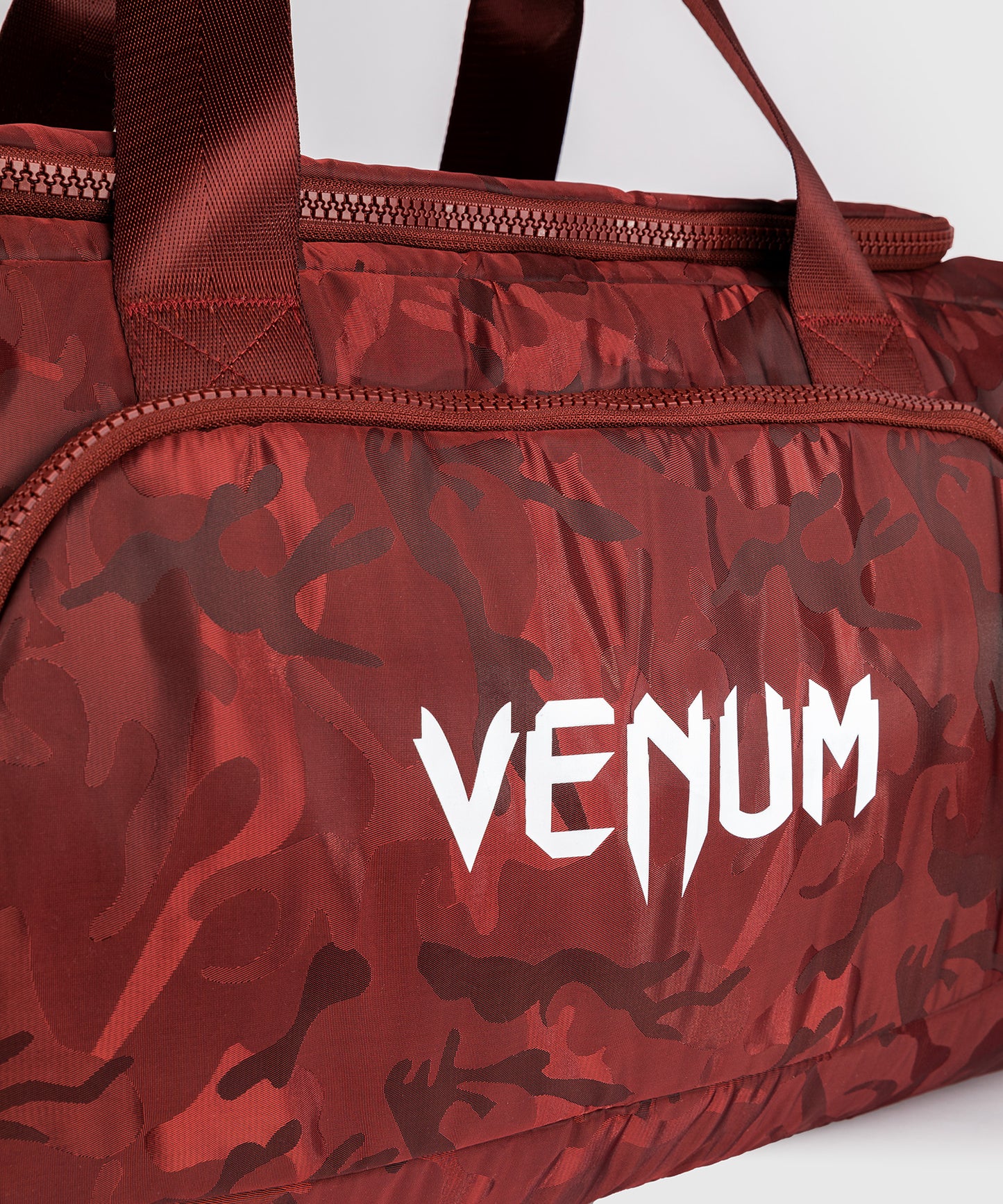Venum Trainer Lite Sporttasche (48L) – Camouflage/Burgunder