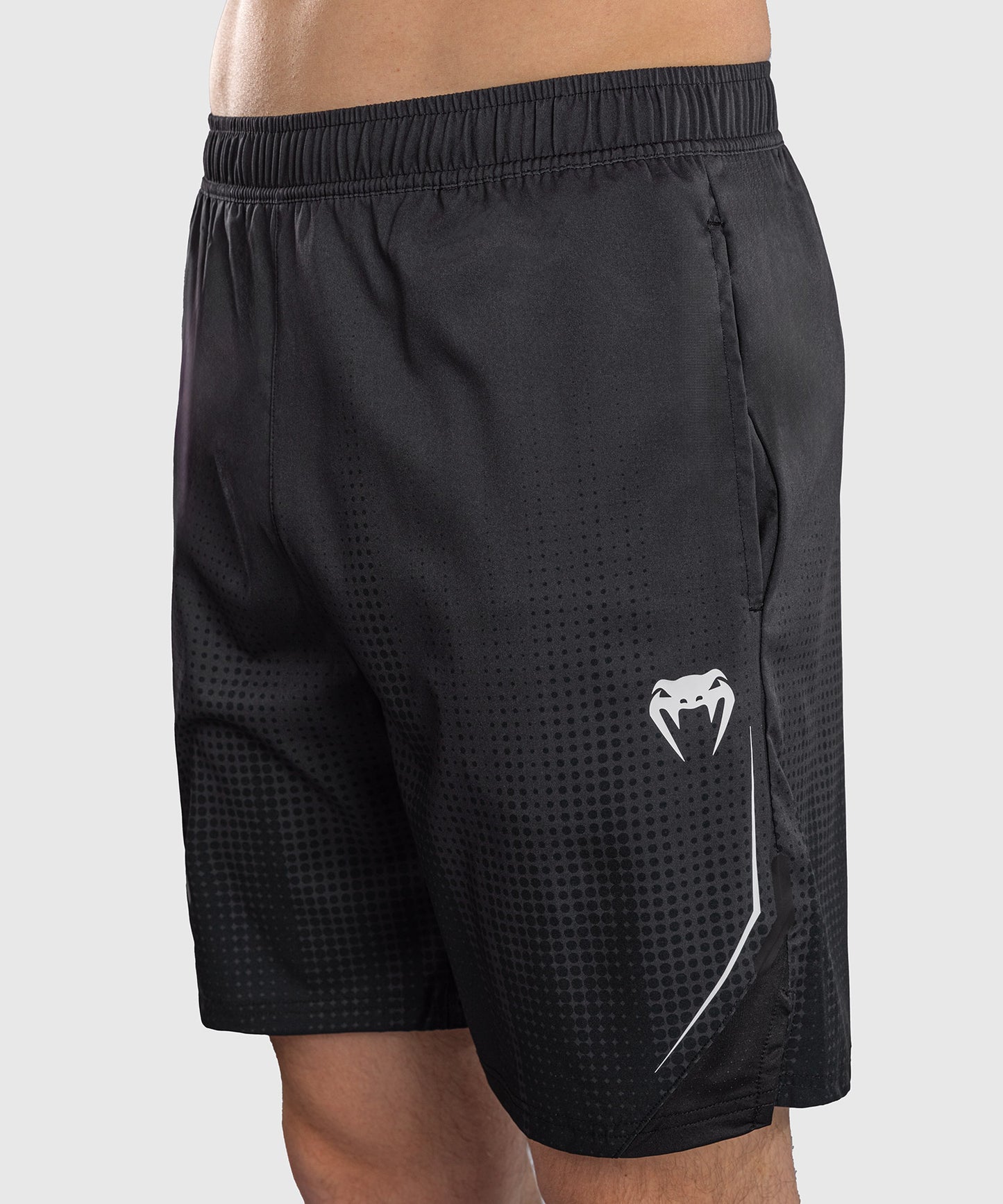 Venum Stealth Trainingsshorts – Schwarz/Weiß