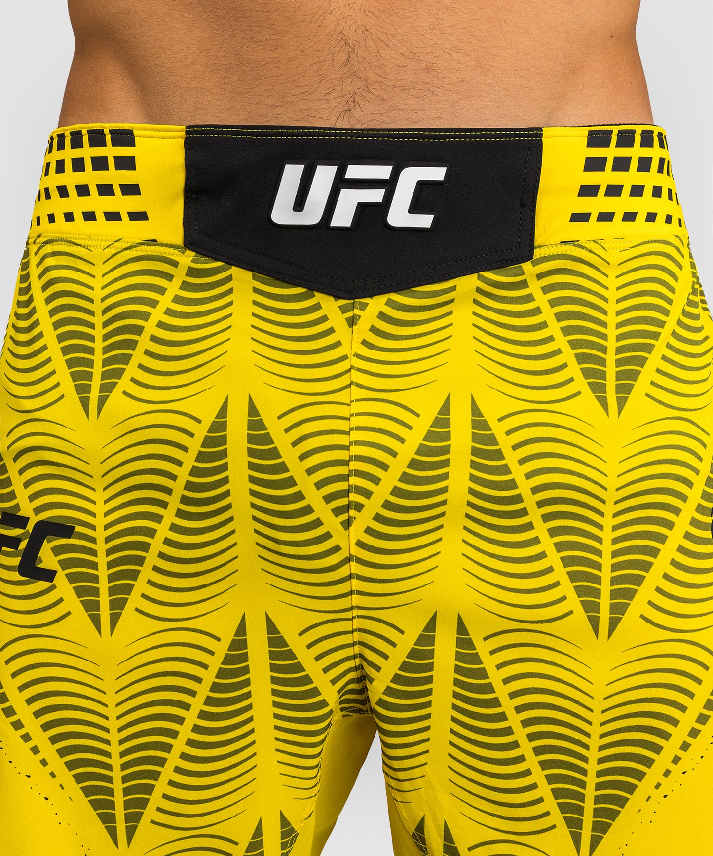 Short de combat coupe courte Homme UFC Zenith by Venum Authentic Fight Night - Jaune