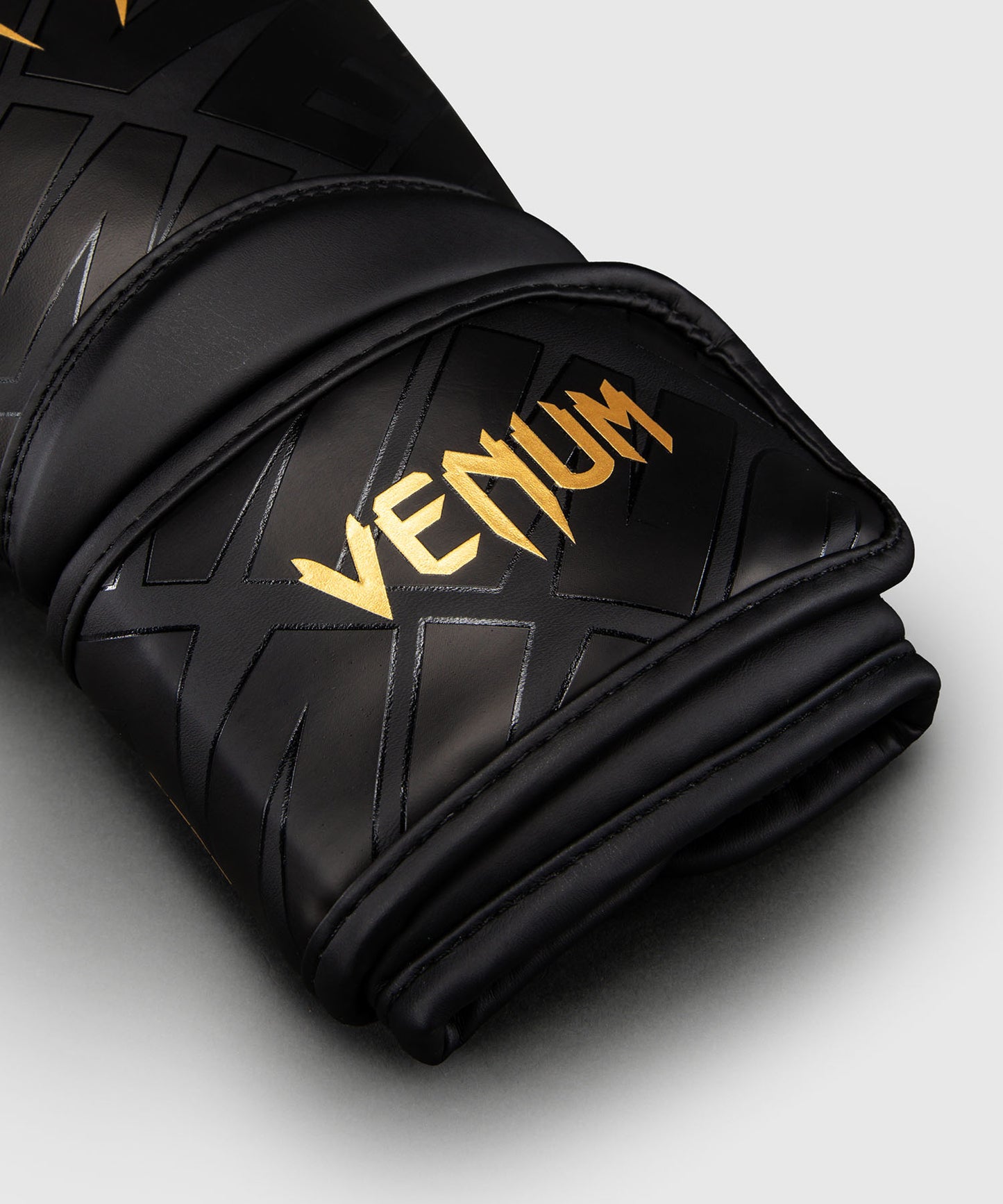 Venum Contender 1.5 XT 3D Boxhandschuhe – Schwarz/Gold