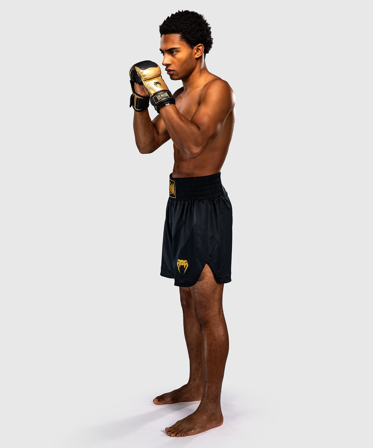 Venum Attack Pantalón corto de boxeo - Negro/Dorado