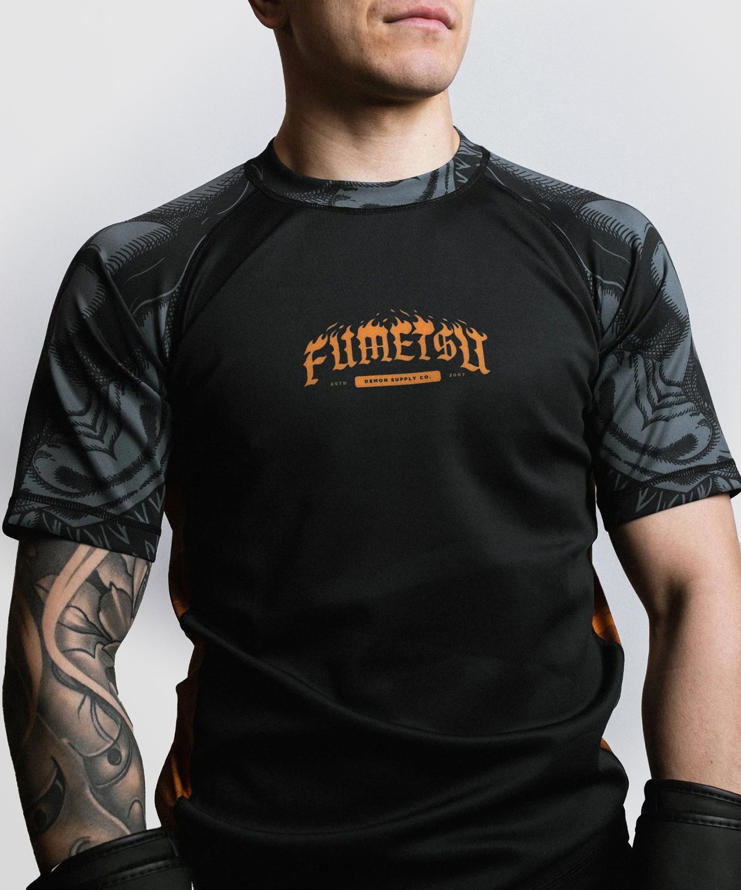 Fumetsu Oni Short Sleeve Rashguard - Black/Grey/Bronze