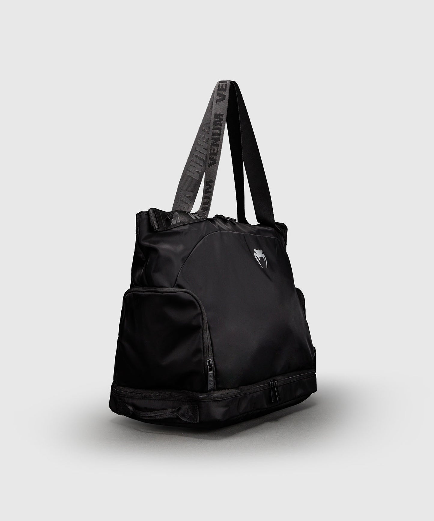 Venum Essential Sports Bags - Black