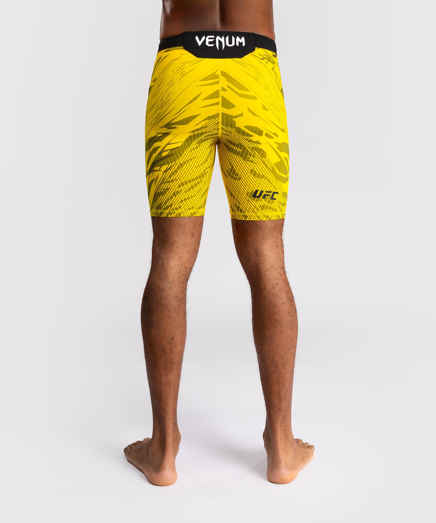 UFC Fusion by Venum Authentic Fight Night Herren Vale Tudo Shorts - Gelb