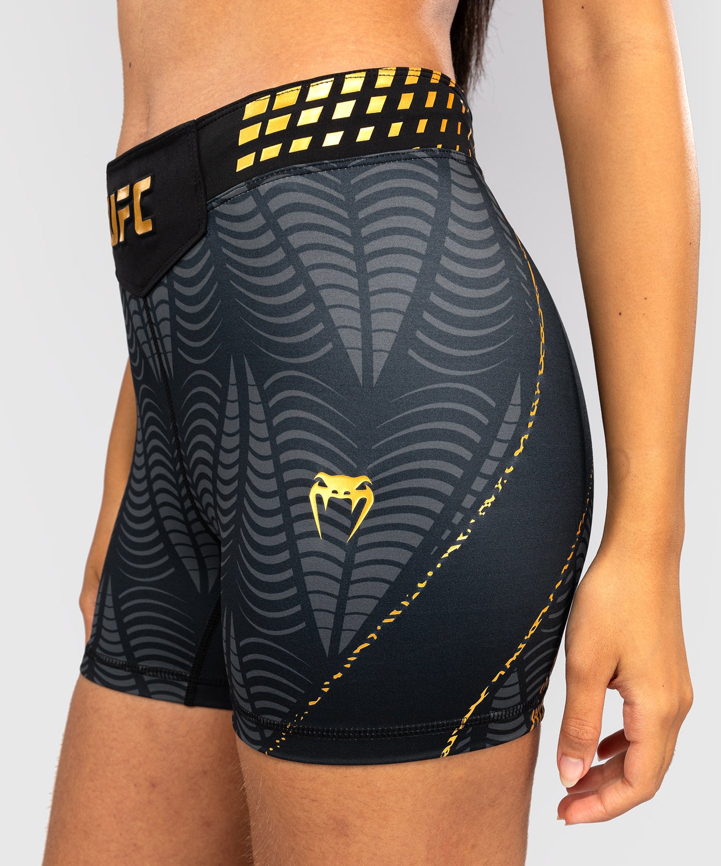 Women's UFC Zenith by Venum Champion Authentic Short Fit Vale Tudo Short