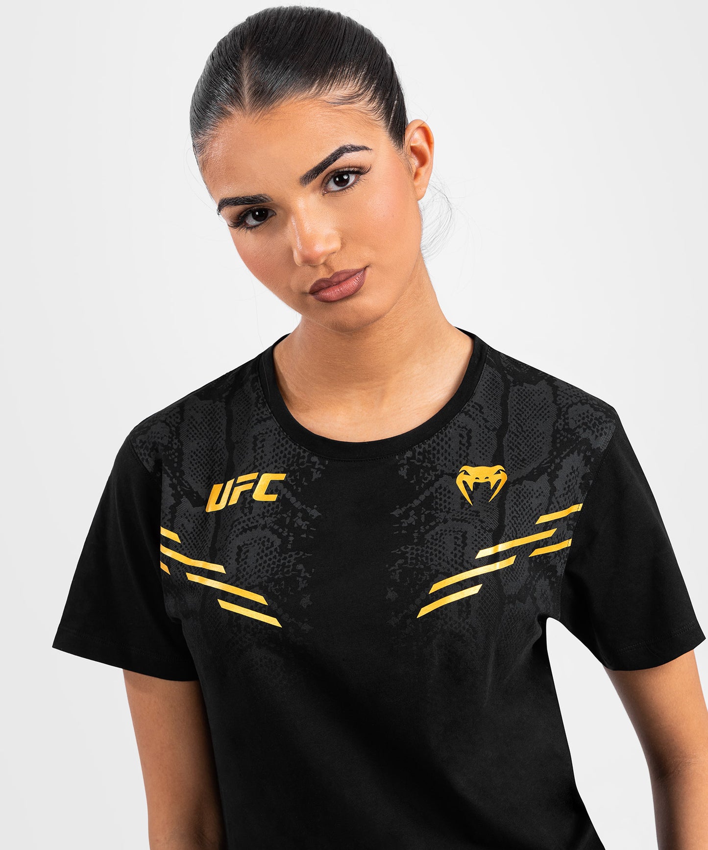 UFC Adrenaline by Venum Replica Kurzarmshirt für Frauen - - - - - -. Champion