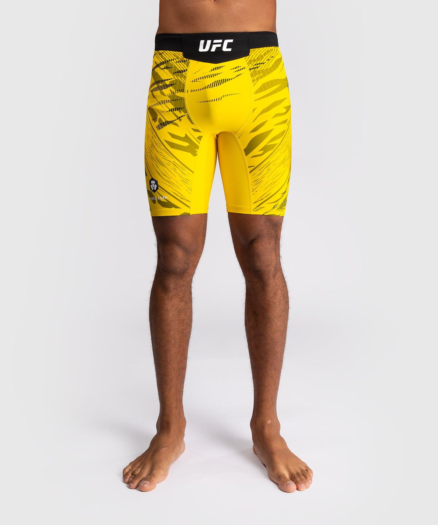 UFC Fusion by Venum Authentic Fight Night Herren Vale Tudo Shorts - Gelb