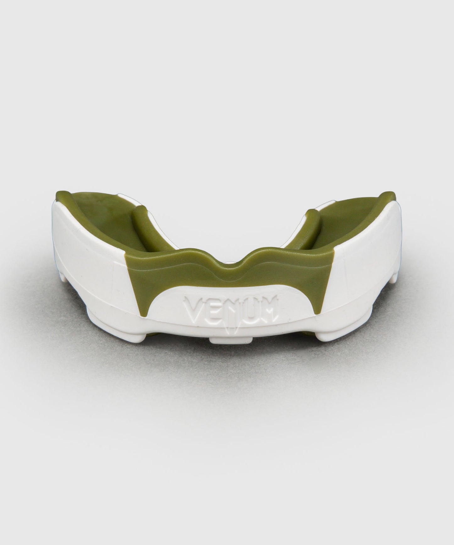 Venum Predator Protector Bucal – Blanco/Caqui