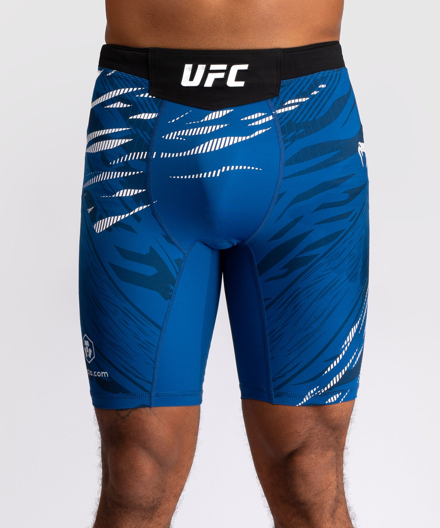 Shorts Vale Tudo pour Hommes UFC Fusion by Venum Authentic Fight Night - Bleu