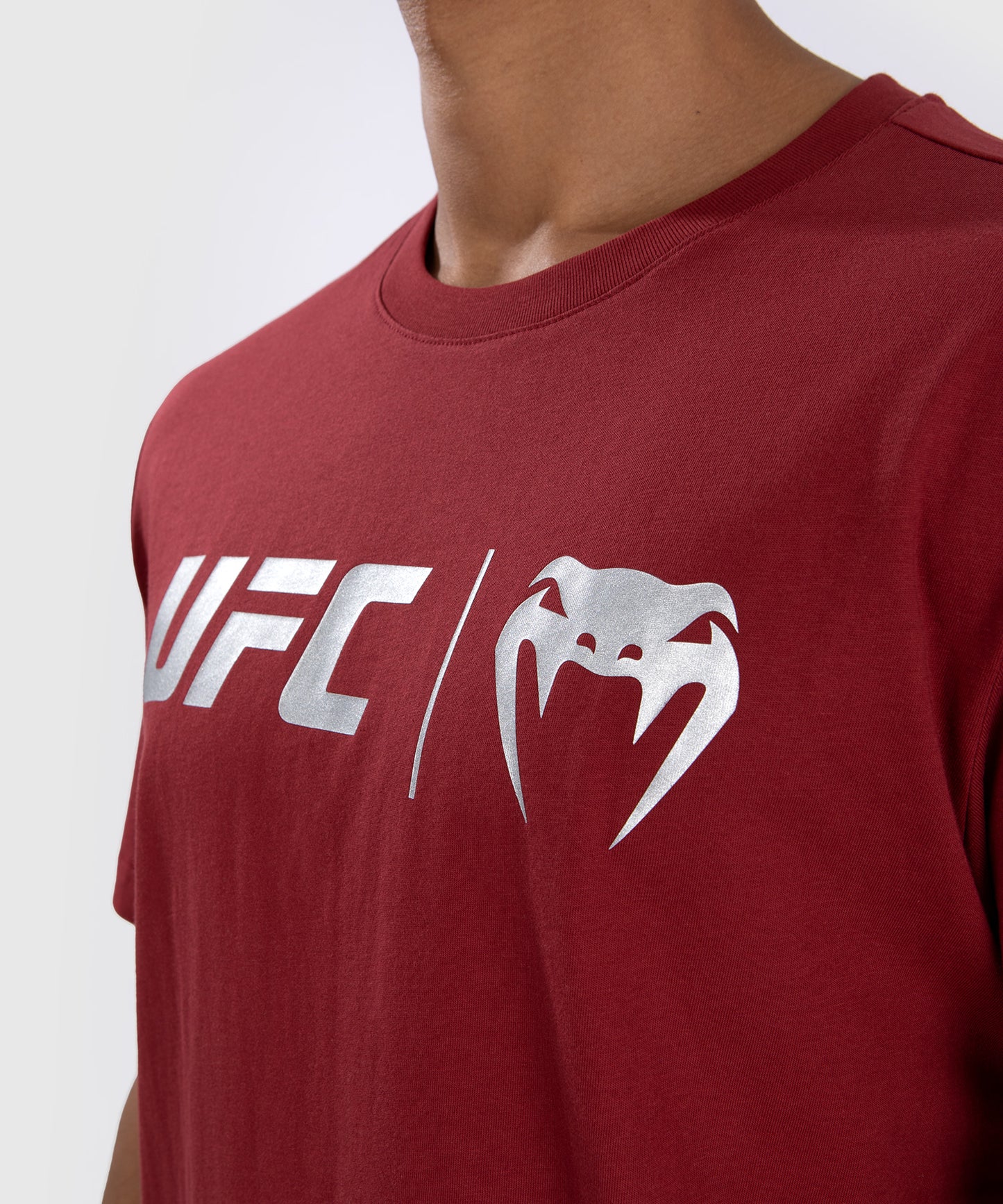 Venum Classic UFC T-Shirt - Rot/Weiß