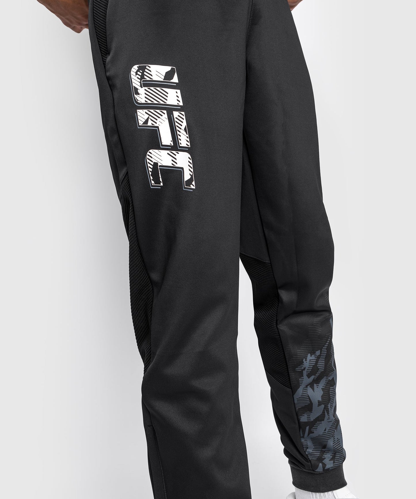 Men's UFC Venum Authentic Fight Week Jogging Pants - Black