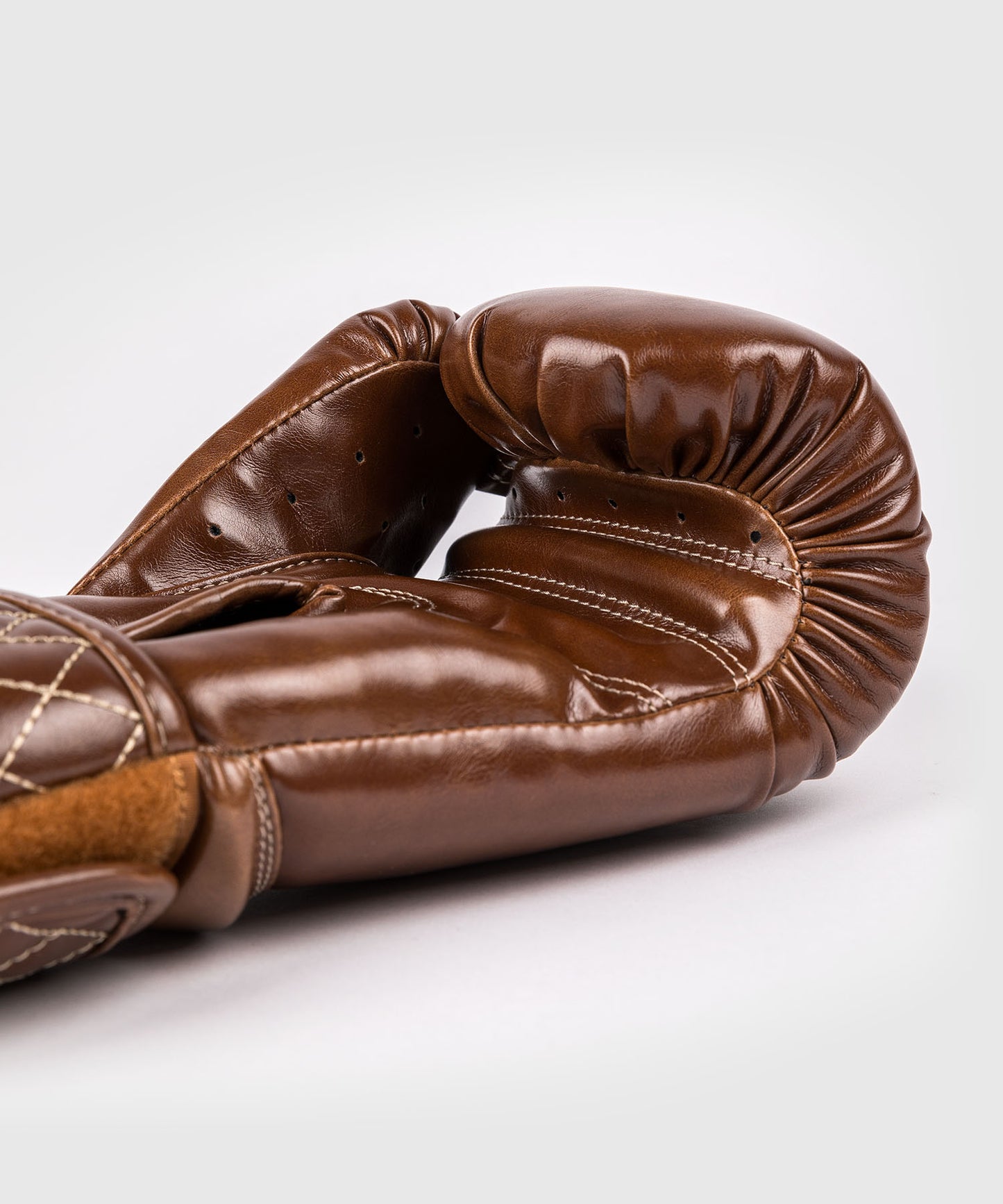 Venum x Rajadamnern Boxing Gloves - Shiny Havana