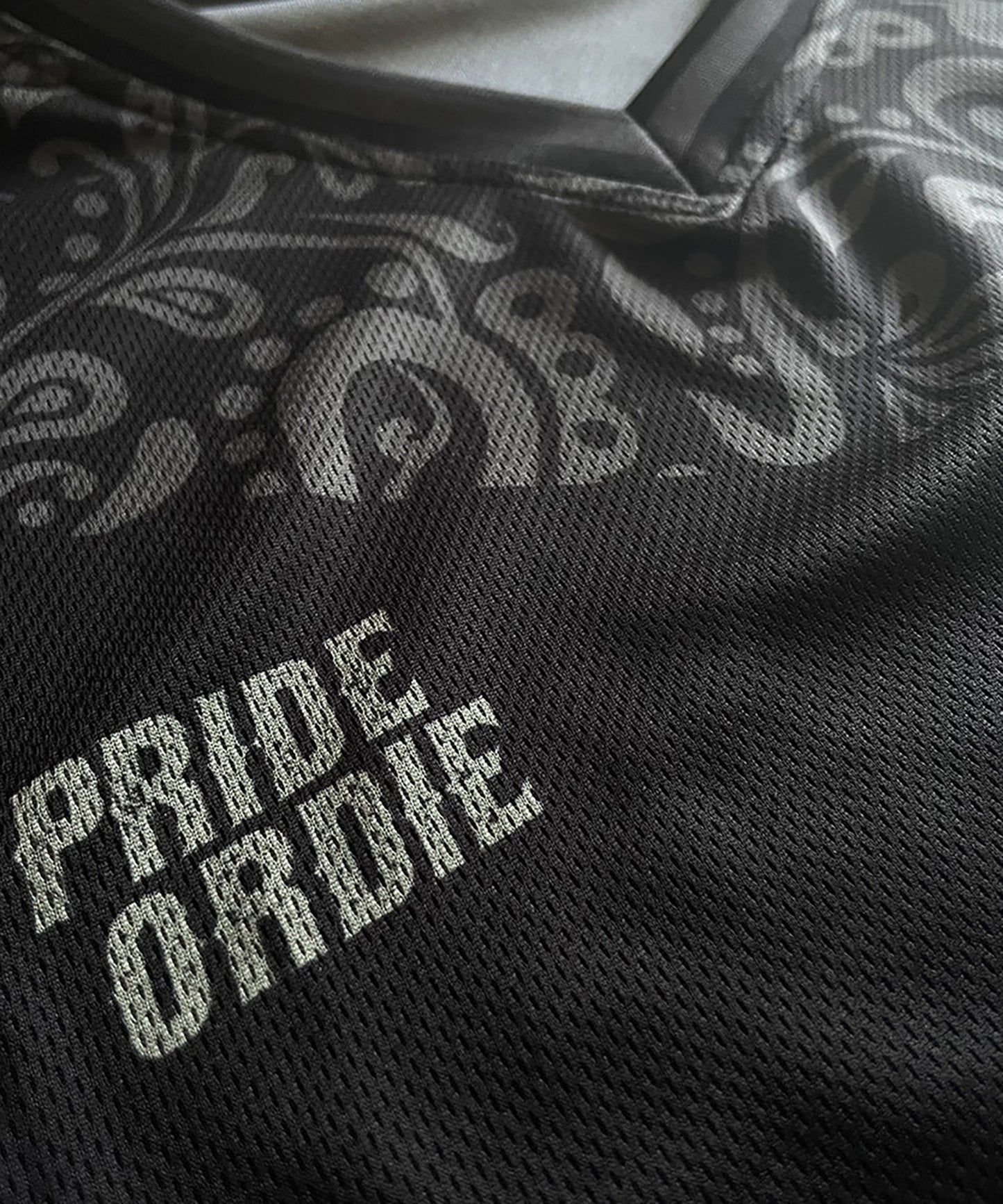 Trainings-Top Pride Or Die Fearless - Schwarz