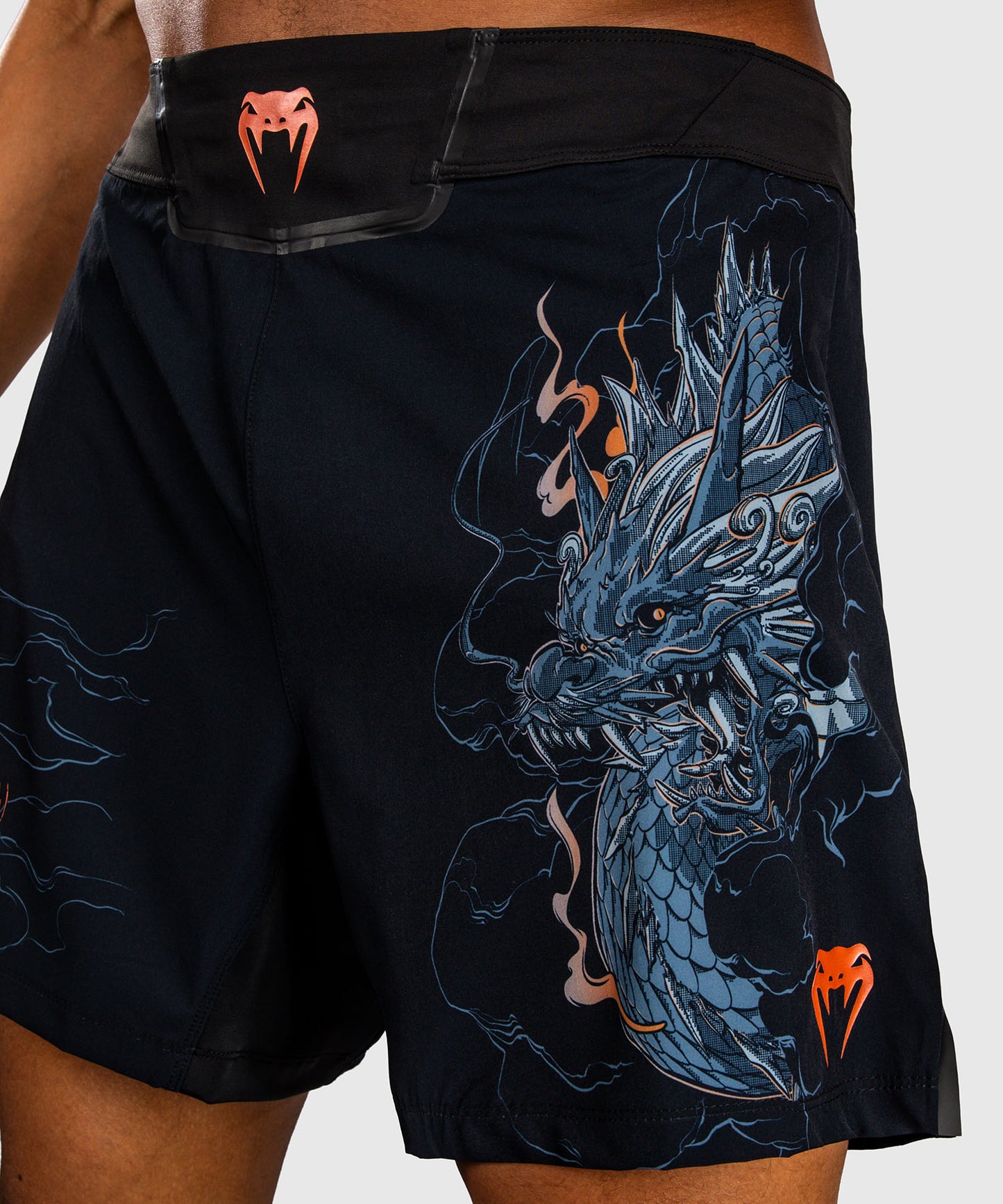 Venum Thunder Dragon Pantaloncini da Combattimento – Nero/Grigio/Rame