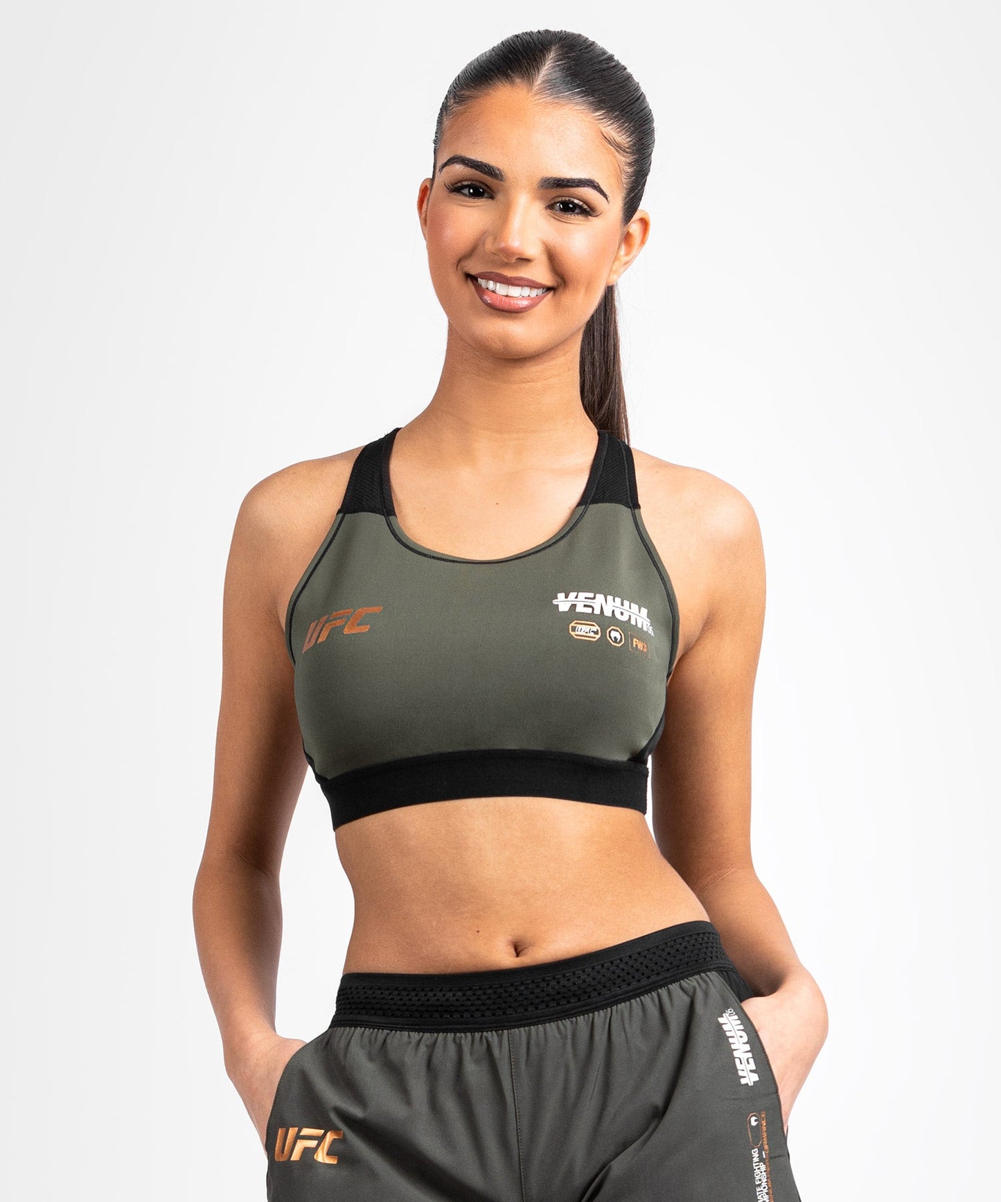 Brassière de sport pour Femmes UFC Adrenaline by Venum Fight Week - Khaki/Bronze