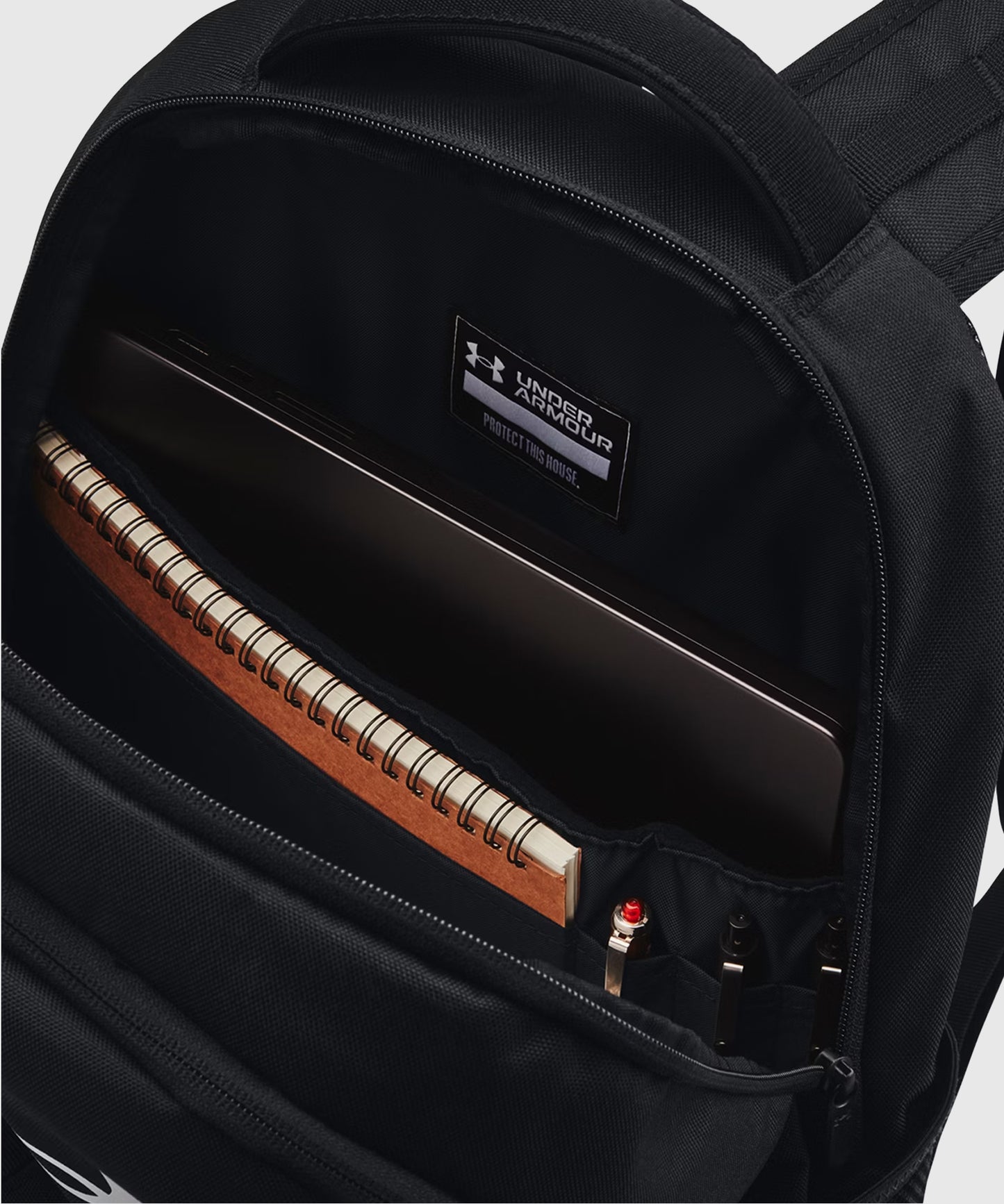 Sac À Dos Sport Under Armour Ua Hustle 6.0 - Noir/Blanc