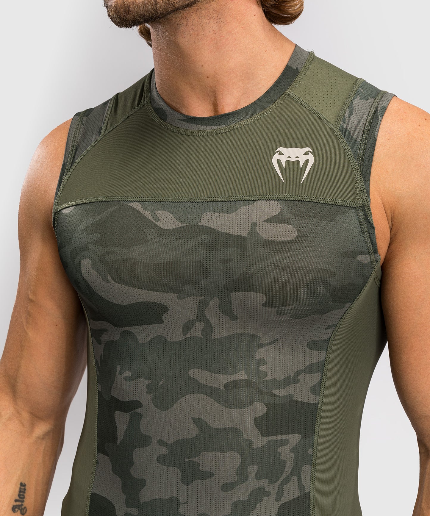 Venum G-Fit Air Ärmellose Rashguard für Herren - Camo Military