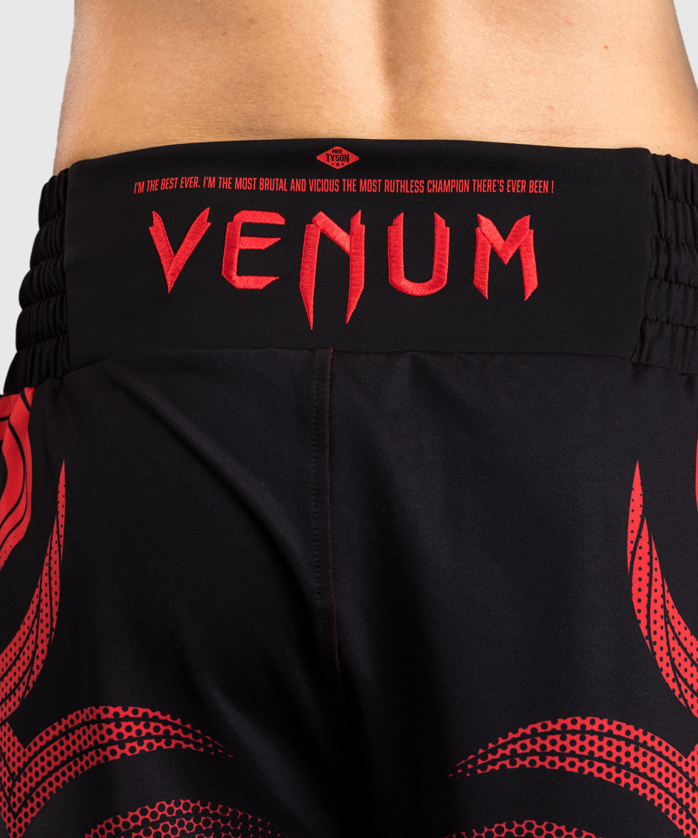 Venum x Mike Tyson Tiger Shorts de Boxeo - Negro Profundo/Rojo Intenso