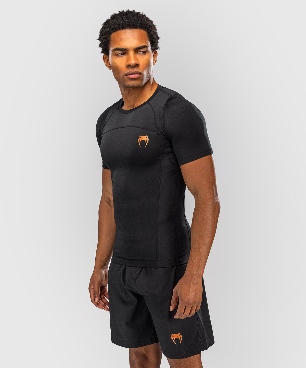 Venum G-Fit Revolution Kurzarm-Rashguard - Schwarz/Kupfer