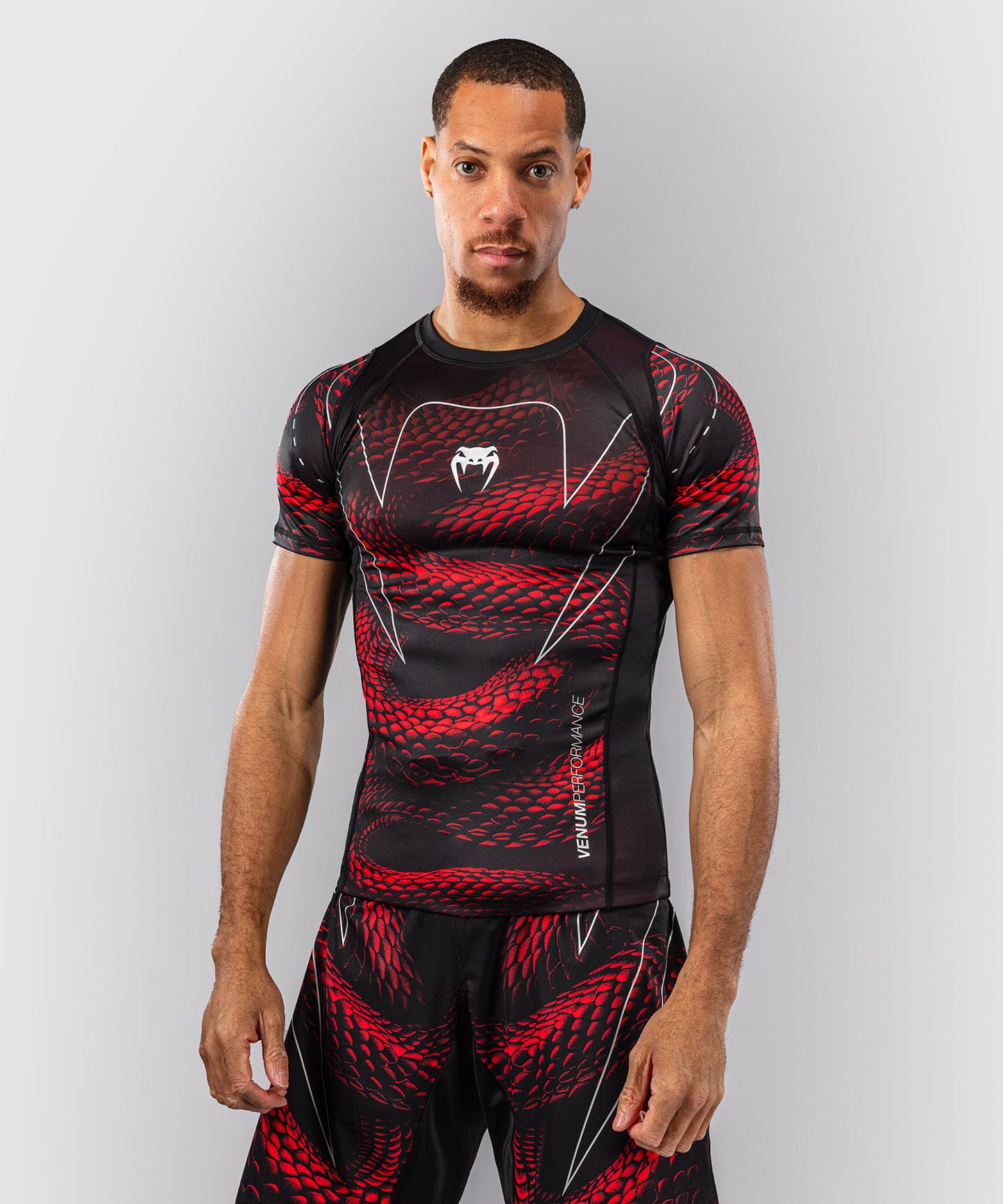 Venum Matupa Rashguard Manga Corta - Negro/Rojo/Gris Plateado