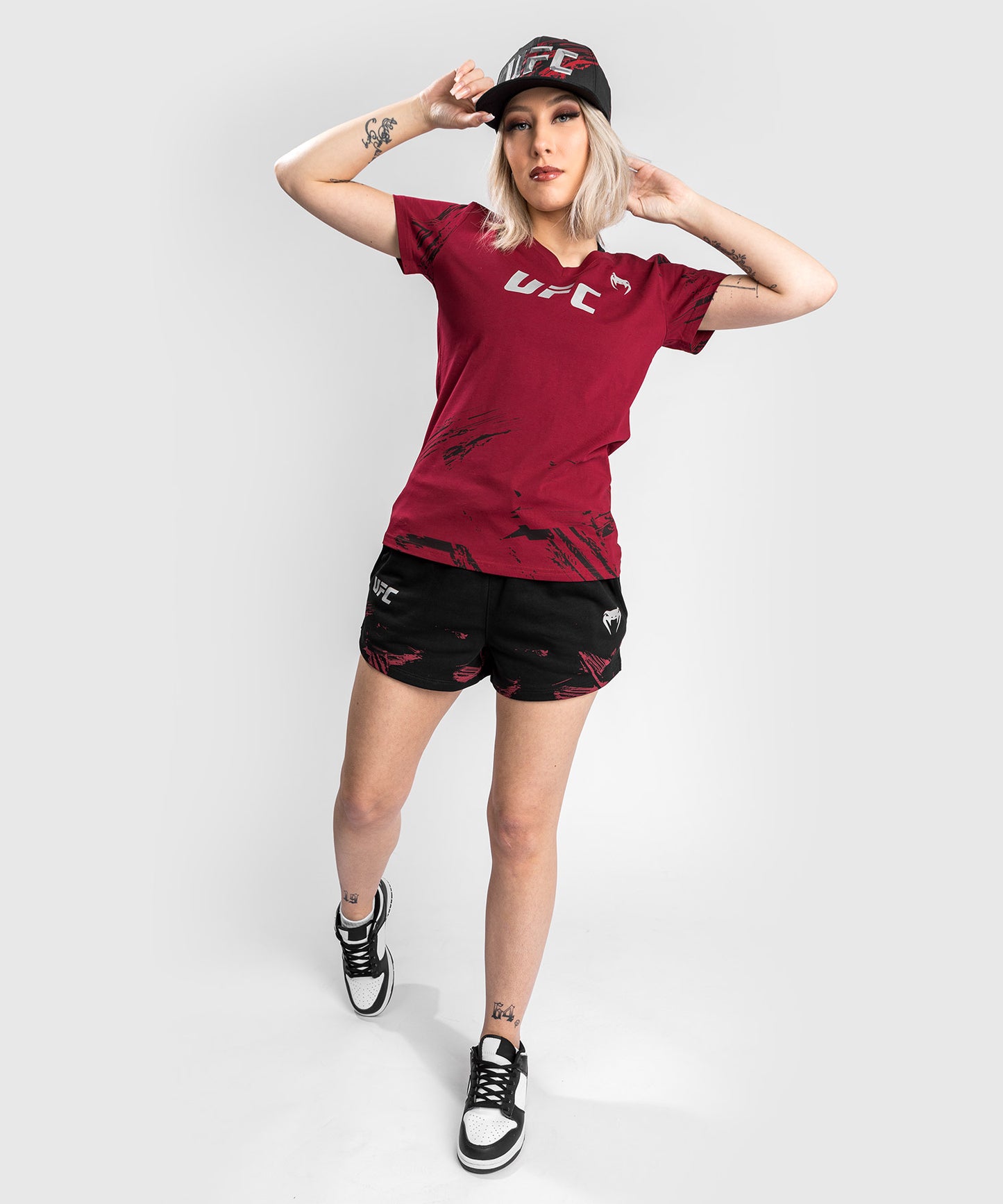 T-Shirt UFC Venum Authentic Fight Week 2.0 - Pour Femmes - Rouge