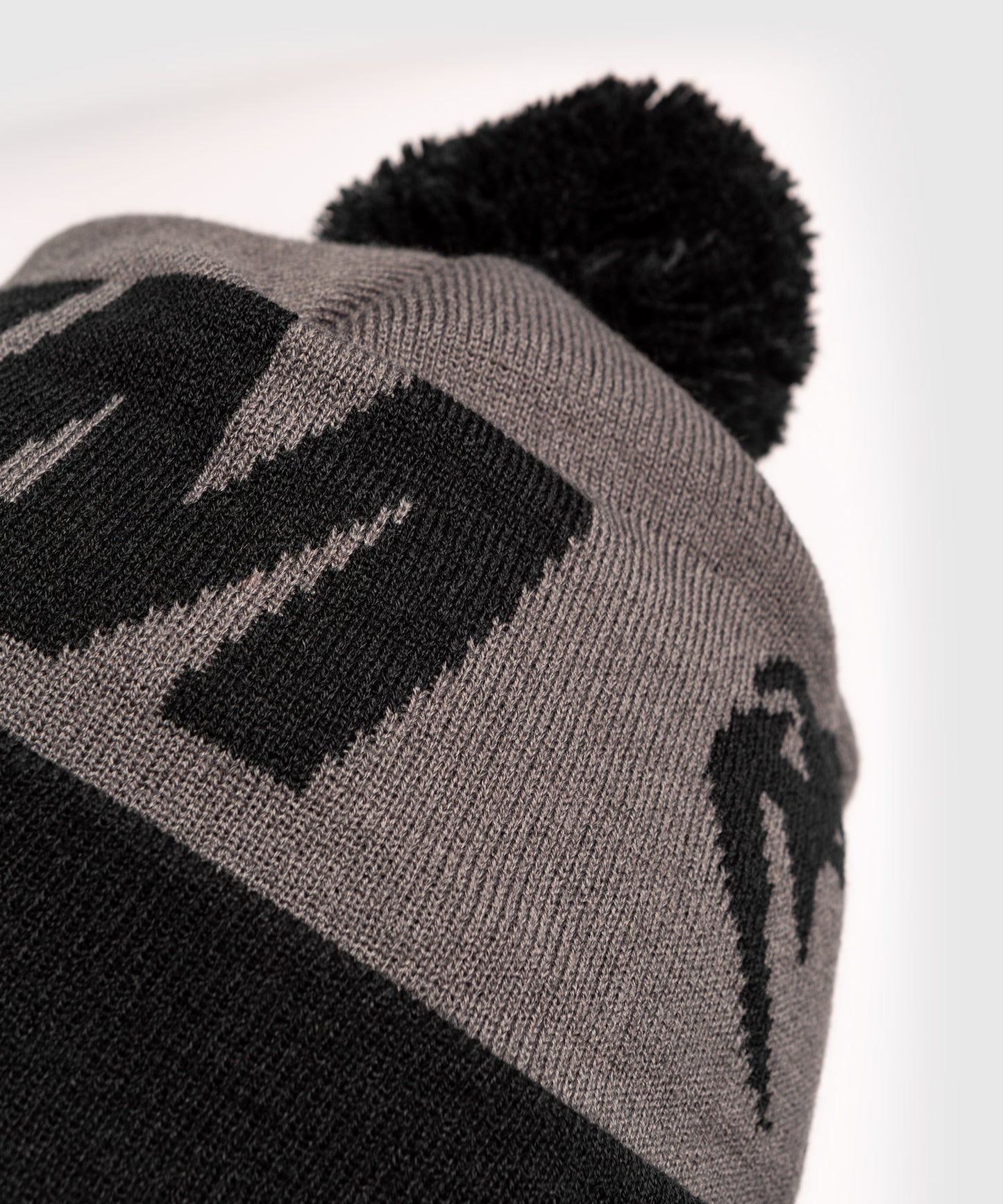 Bonnet Venum Elite avec pompon - Gris/Noir