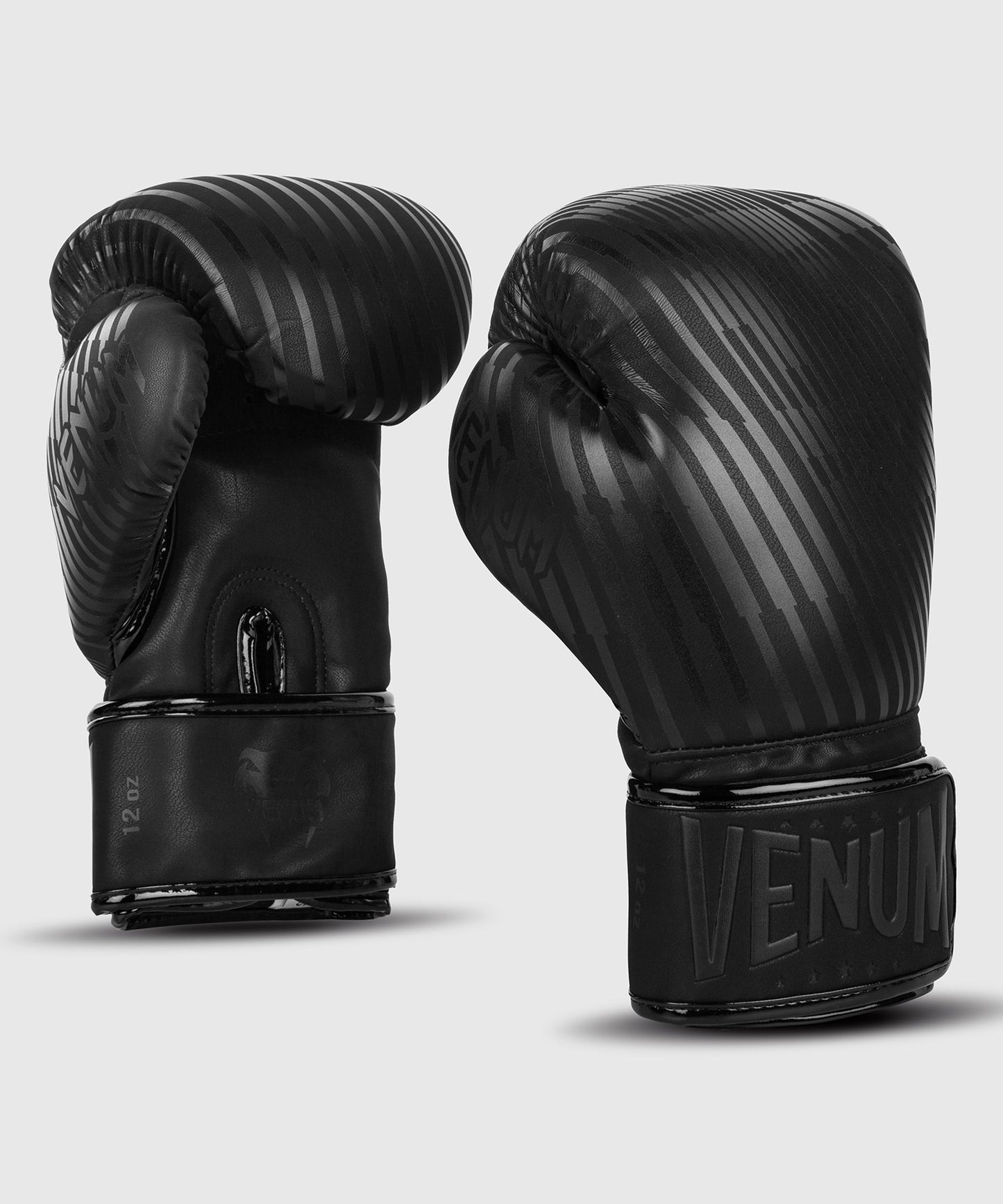 Gants de boxe Venum Plasma - Noir/Noir