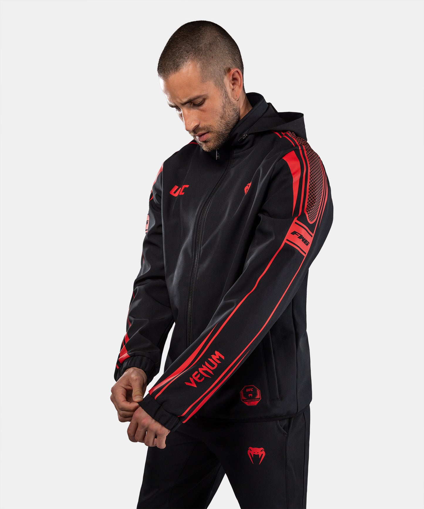 Venum UFC Unity by Venum Authentic Fight Week Herren-Kapuzenjacke mit Reißverschluss - Schwarz