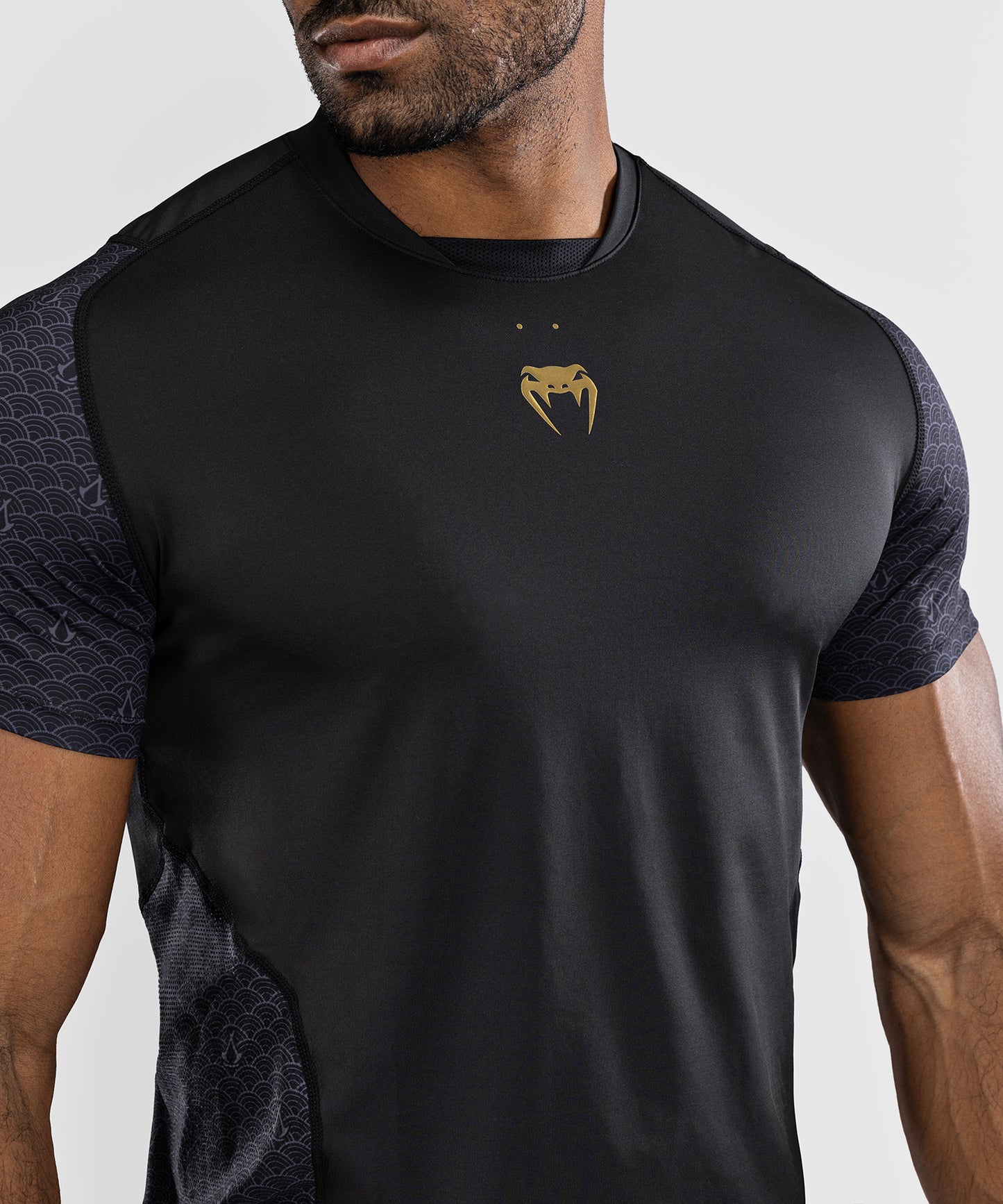 Dry-tech T-shirt Venum x Assassin's Creed Shadows - Black Gold
