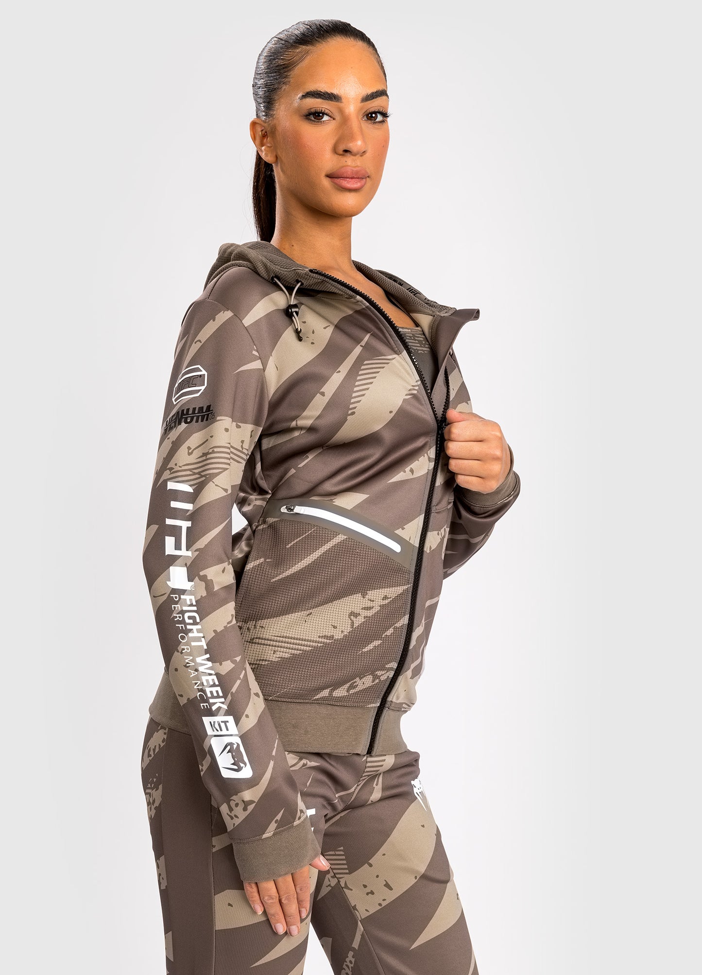 Veste À Capuche Zippé pour Femmes UFC Adrenaline by Venum Fight Week - Desert Camo
