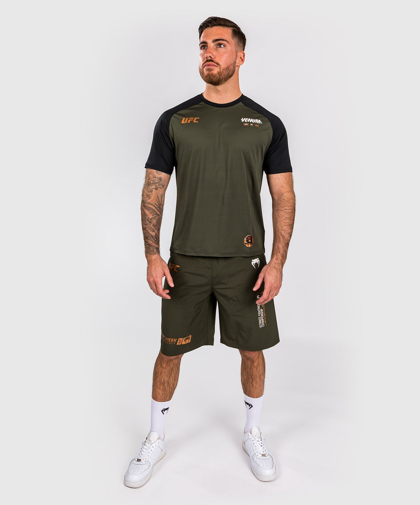 T-shirt Dry-tech pour Hommes UFC Adrenaline by Venum Fight Week - Kaki/Bronze