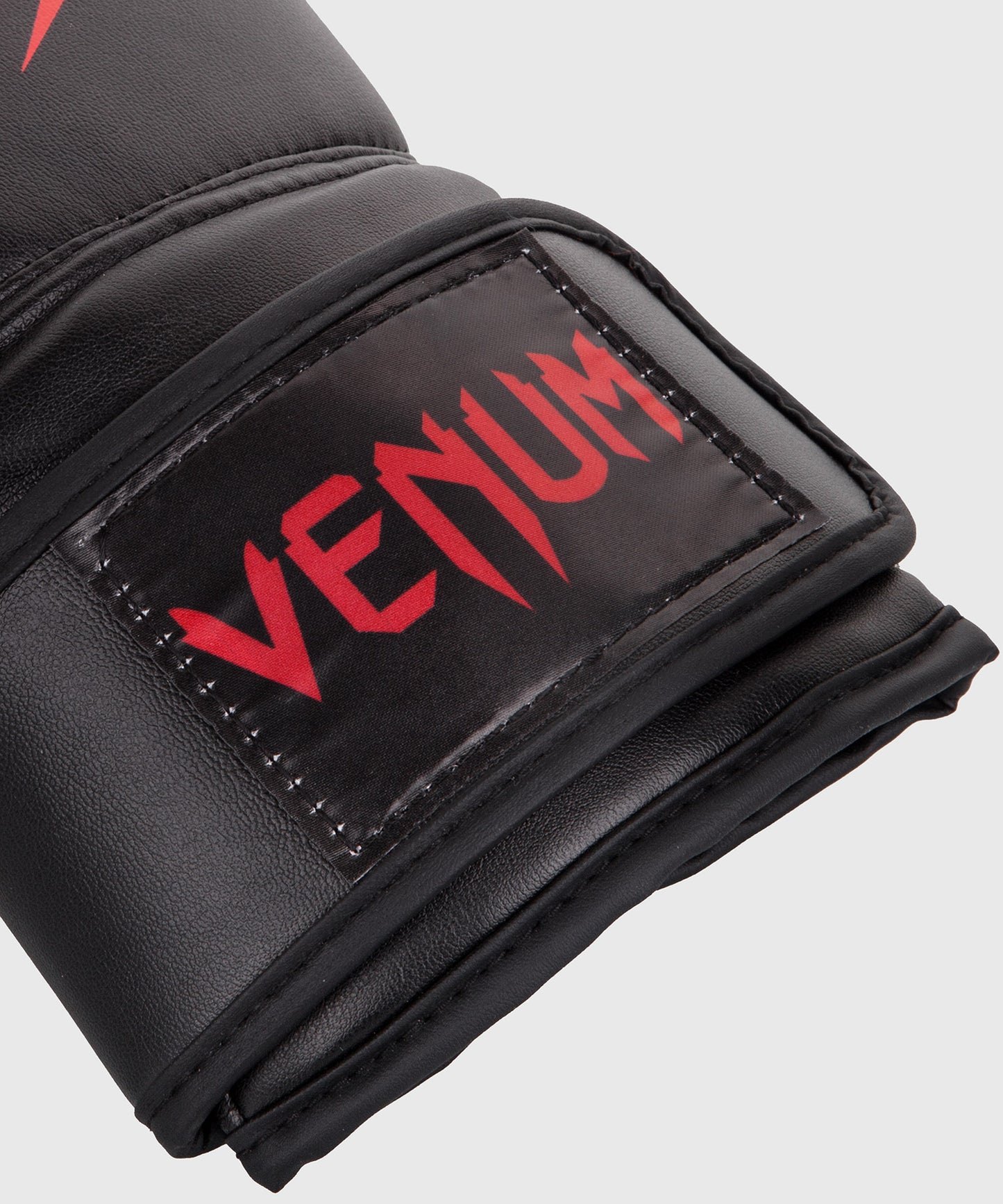 Gants de boxe Venum Contender - Noir/Rouge - Exclusivité
