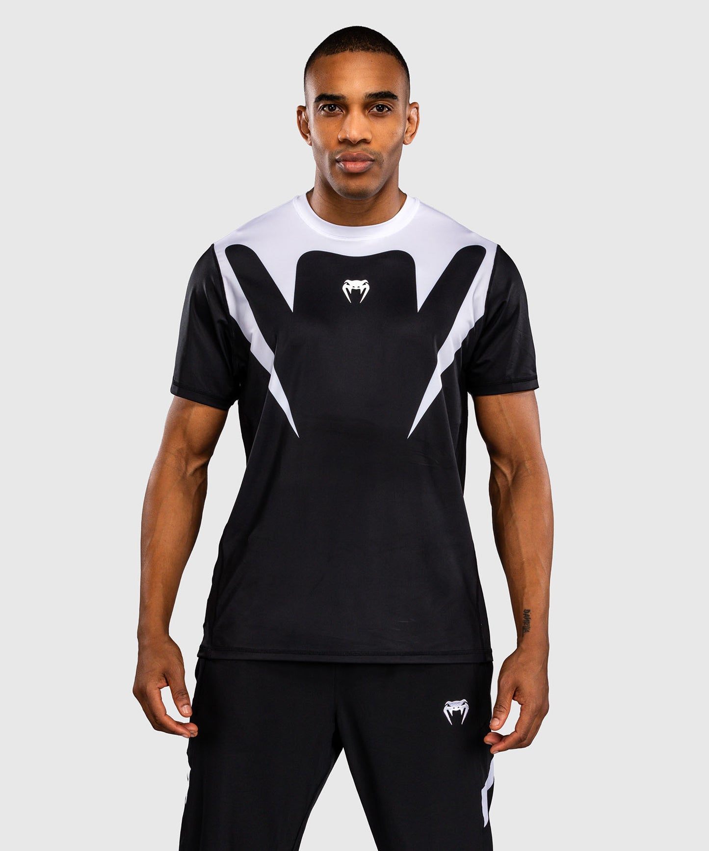 Venum Attack 90 Camiseta Dry Tech – Blanco/Negro