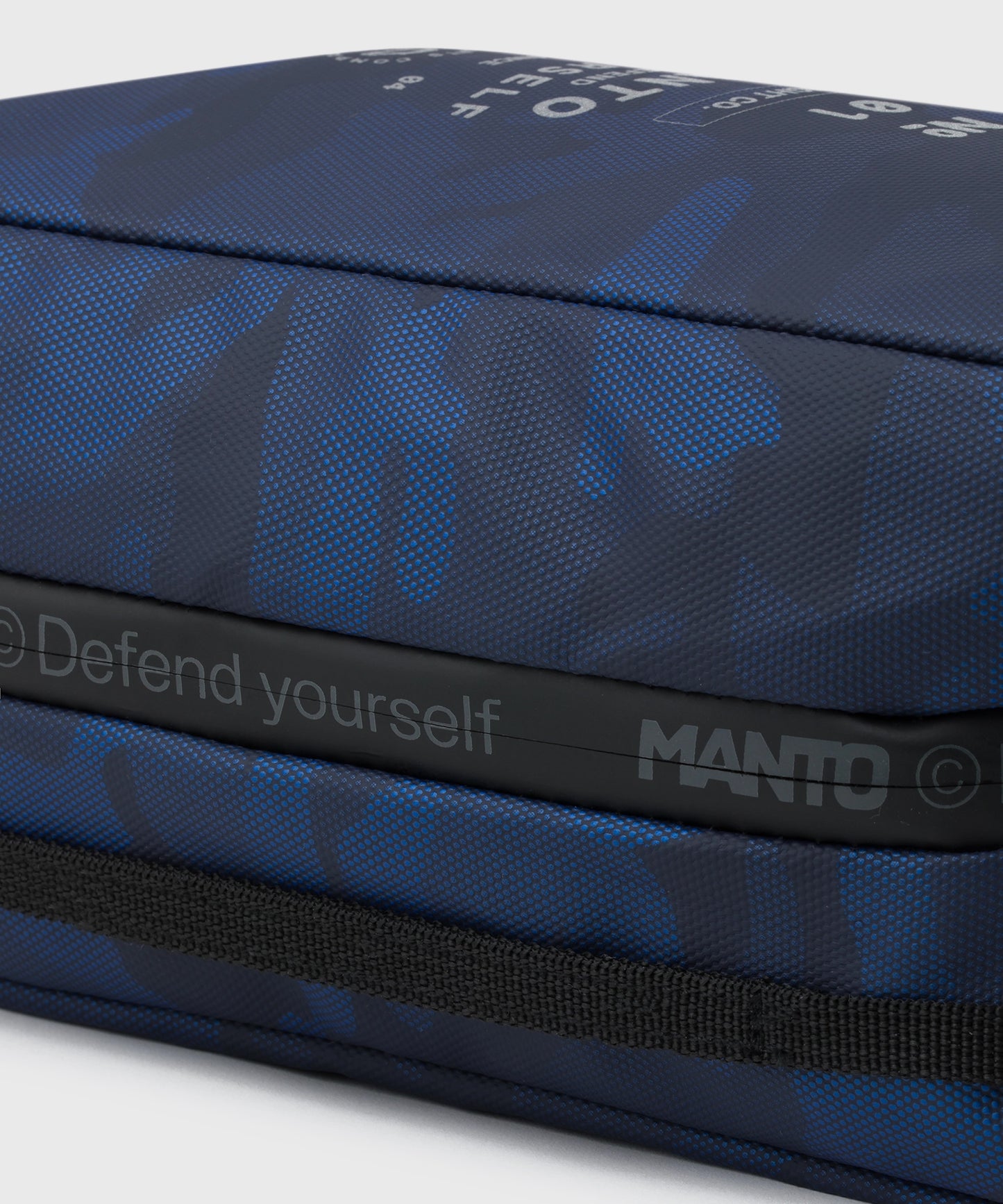 Manto Camo Toiletry Bag - Blue