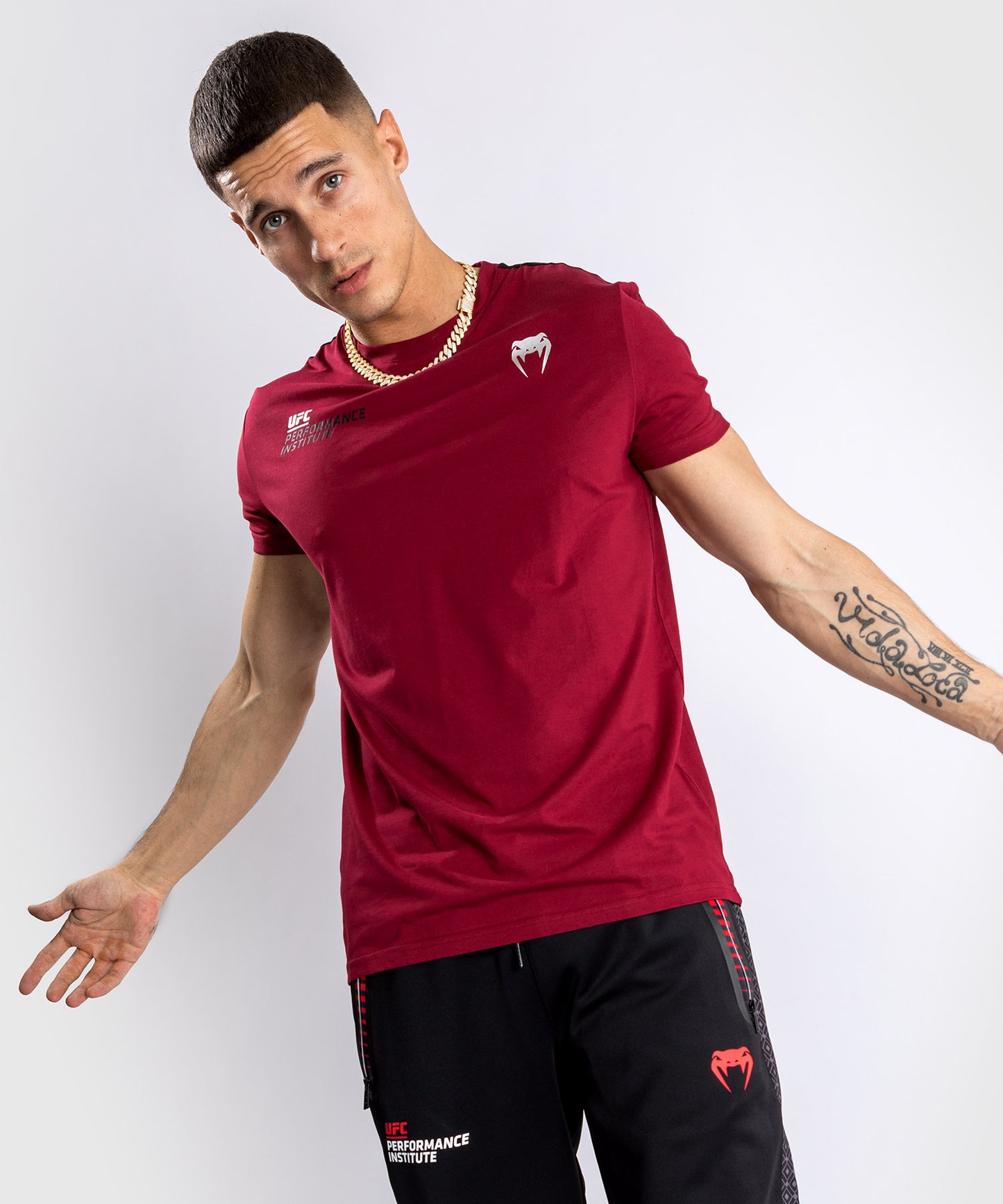 T-Shirt UFC Venum Performance Institute - Rouge