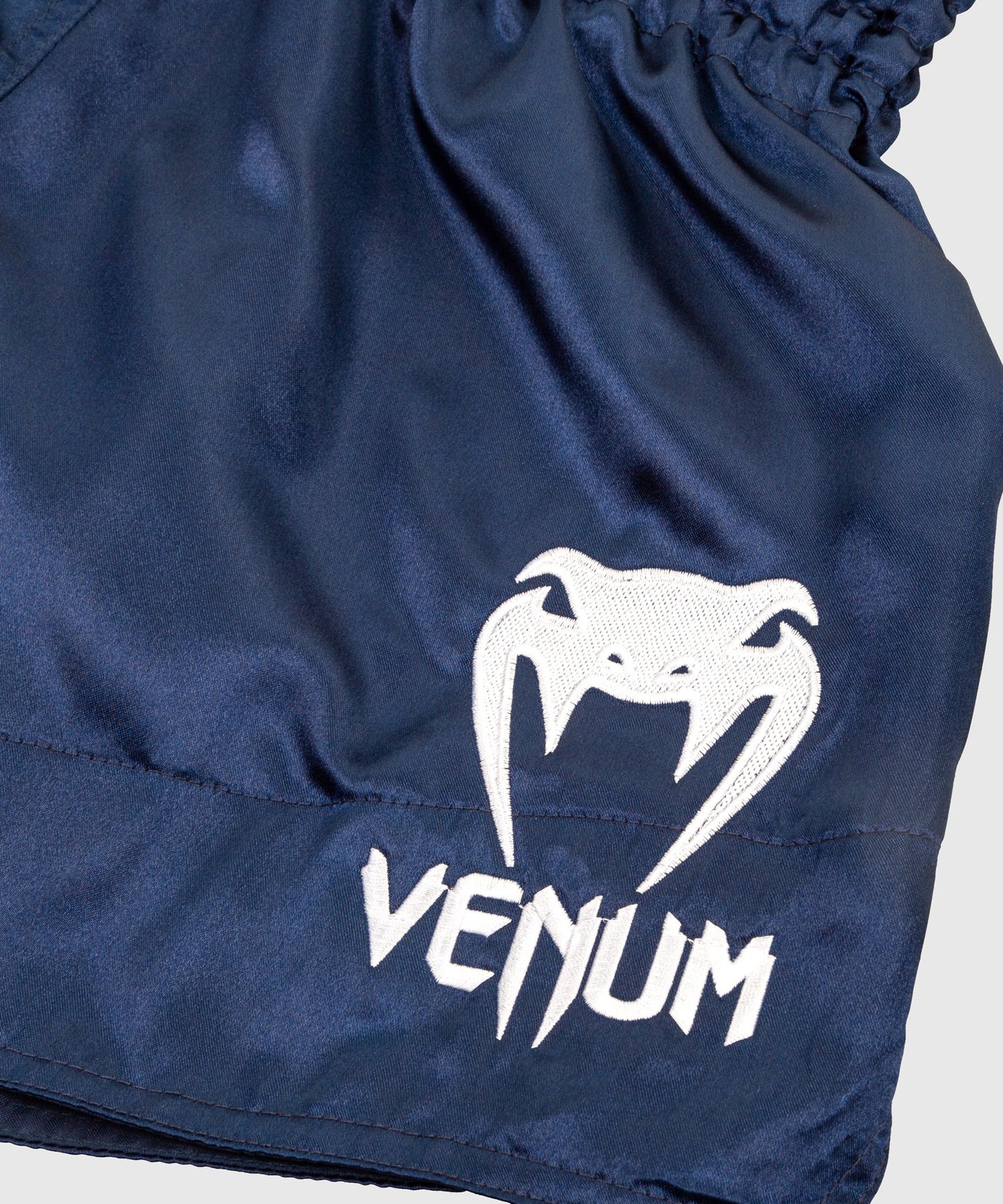 Short de Muay Thai Bleu marine/Blanc Venum Classic