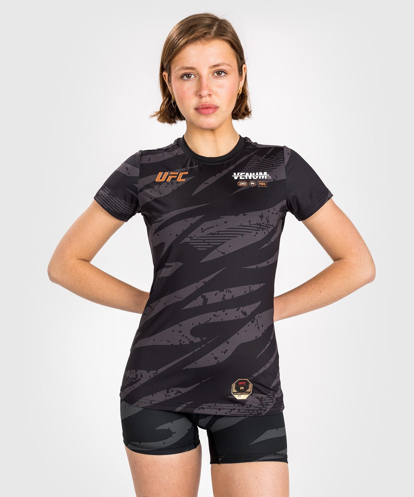 T-Shirt Dry-Tech pour Femmes UFC Adrenaline by Venum Fight Week - Urban Camo