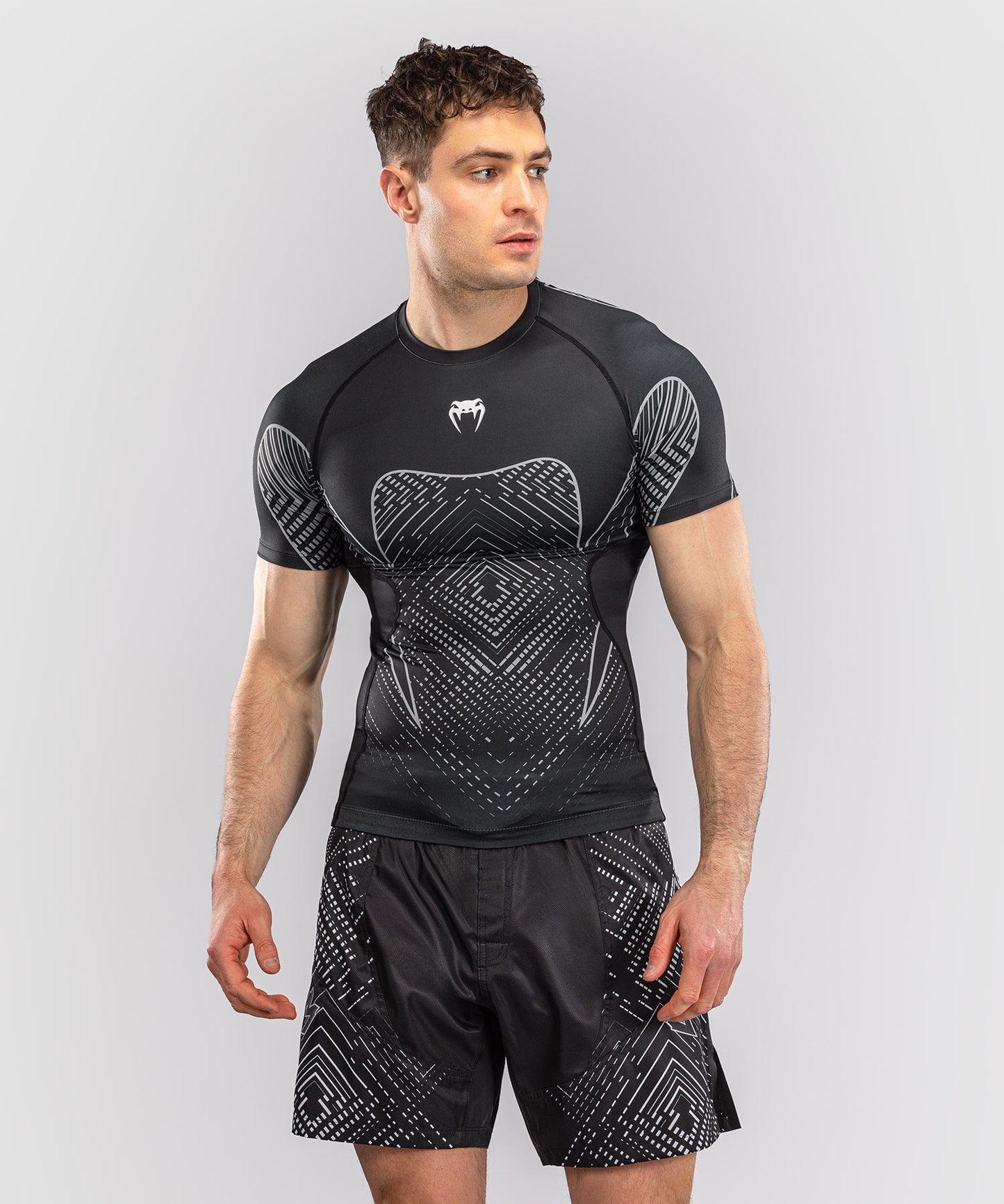 Venum Midnight Fury Rashguard Manga Corta – Negro/Gris/Plata