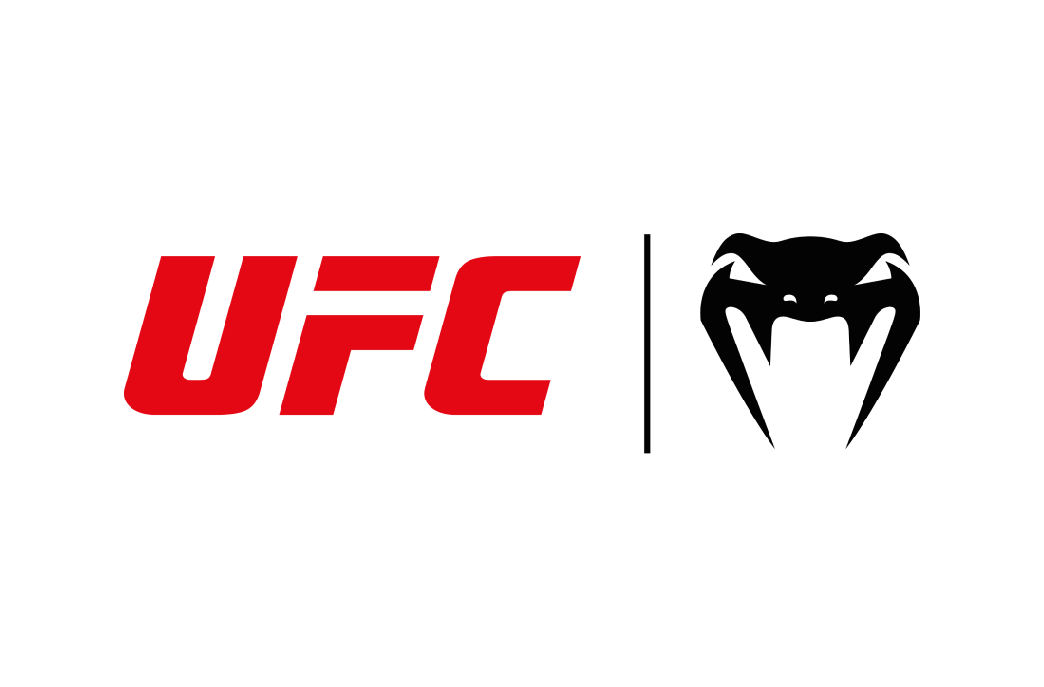 Veste De Survêtements Venum Femme  Sweatshirt à Capuche UFC Venum  Authentic Fight Night 2.0 - Blanc - Carre Dazur