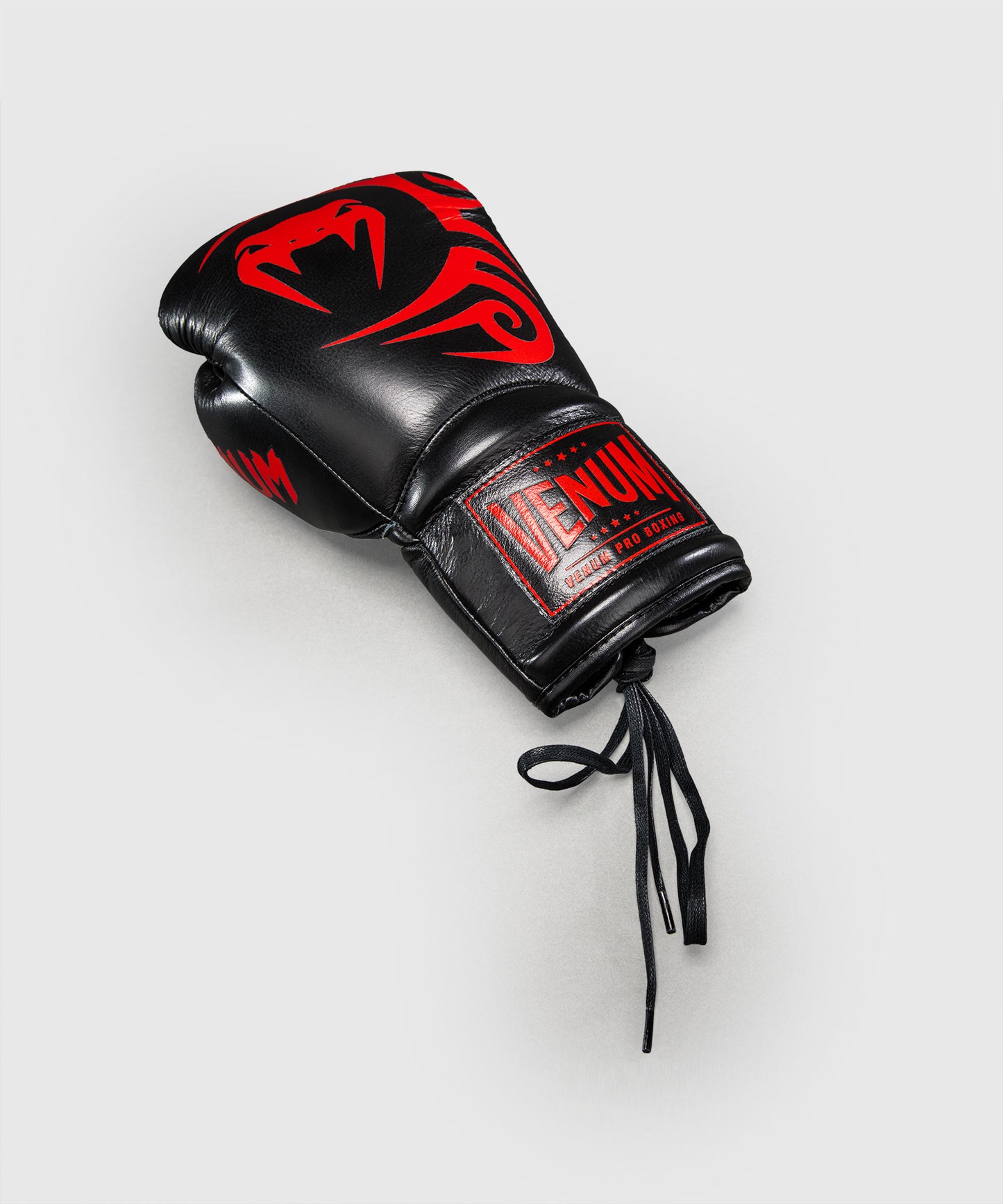 Gants de boxe Venum Giant 2.0 Mike Tyson Pro avec Lacets – Noir/Rouge - Sac inclus