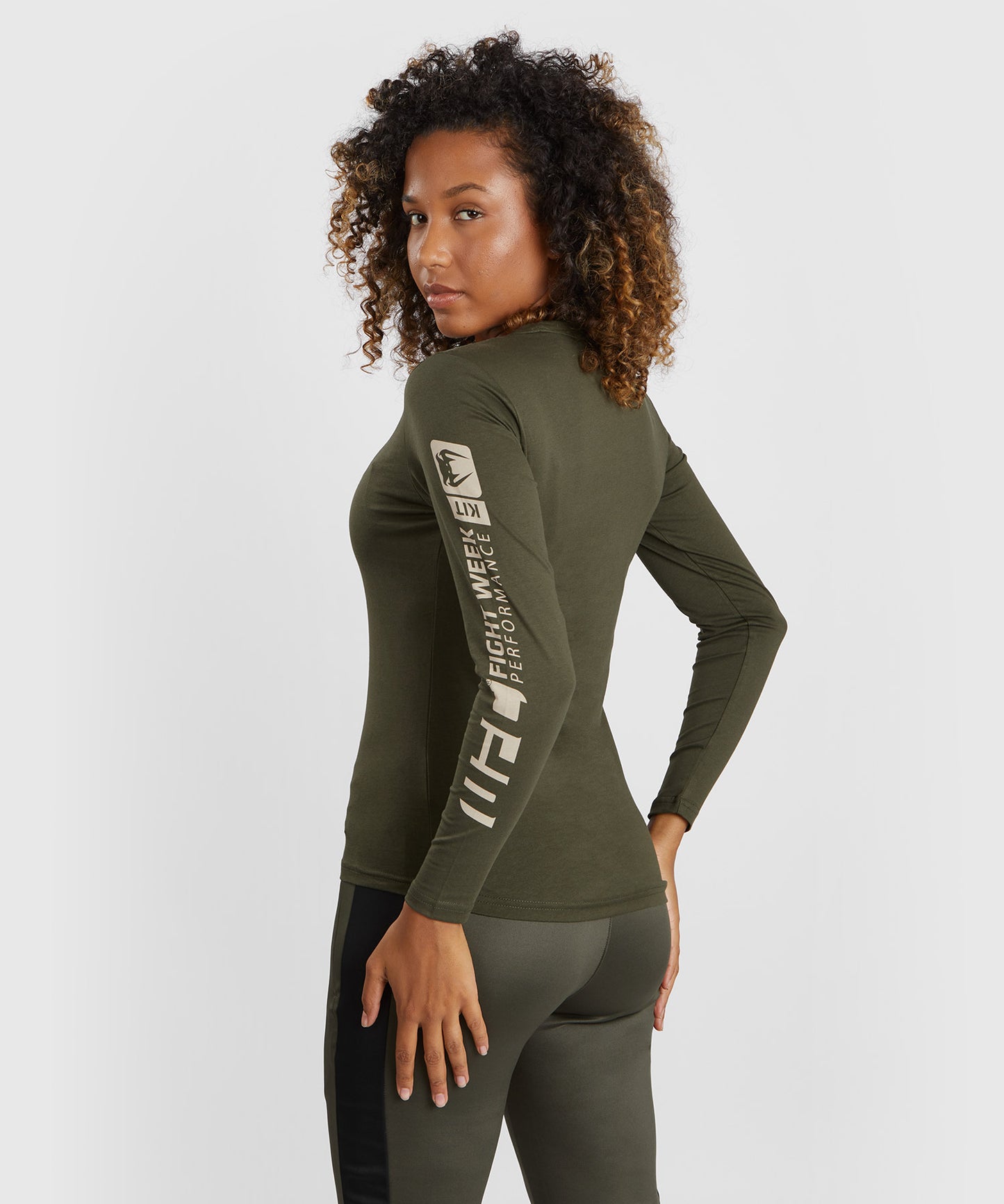 T-shirt à manches longues en coton pour Femmes UFC Adrenaline by Venum Fight Week - Kaki/Bronze