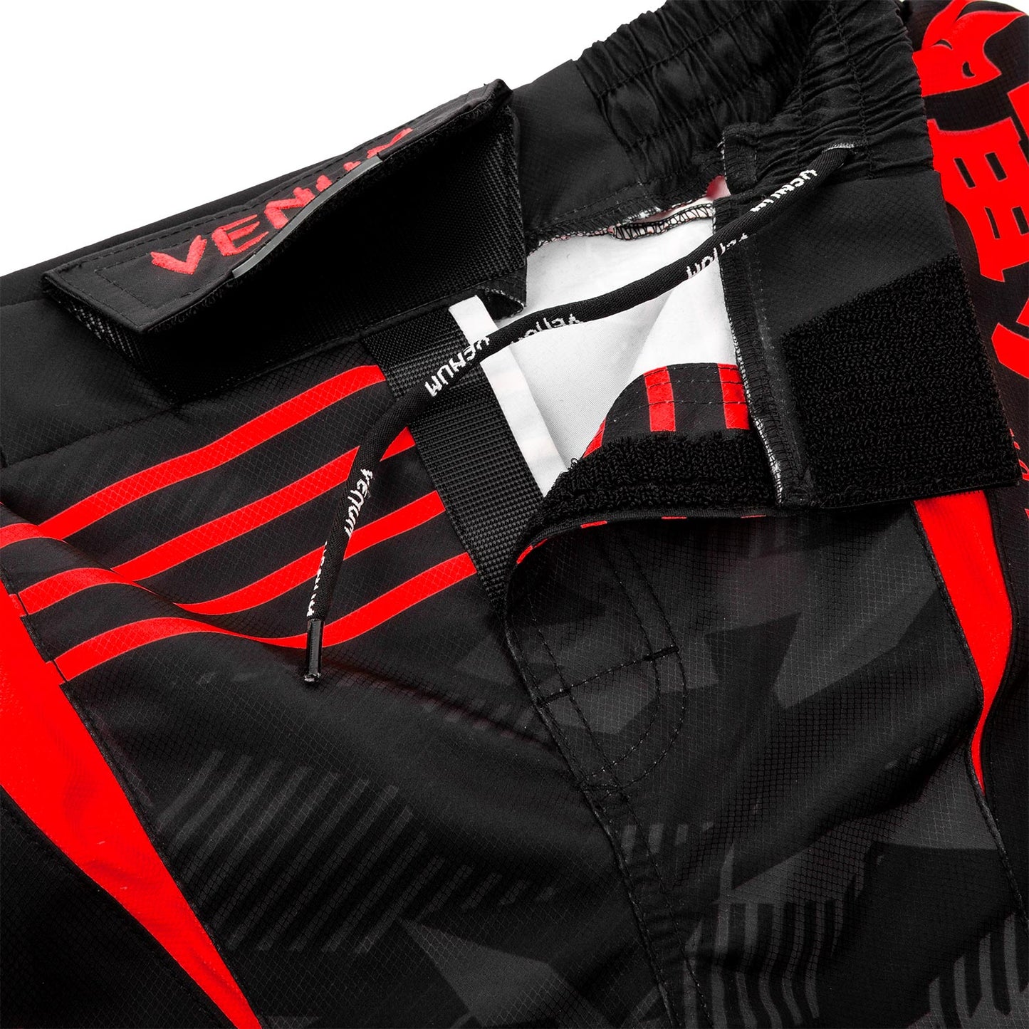Venum Okinawa 2.0 Fightshorts - Black/Red