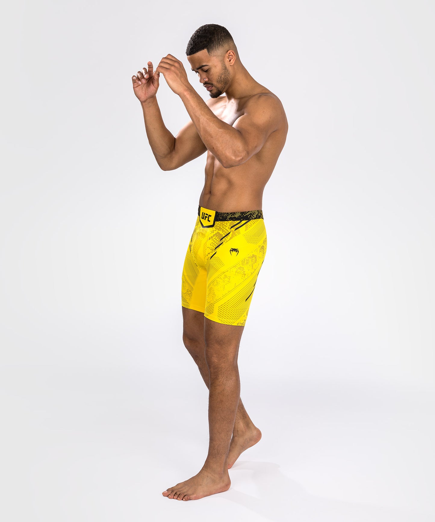 Short de compression pour Hommes UFC Adrenaline by Venum Authentic Fight Night - Jaune