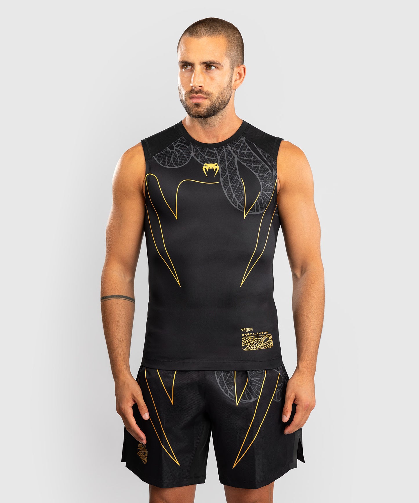 Rashguard Sans Manches Venum Serpenti – Noir/Argent/Or