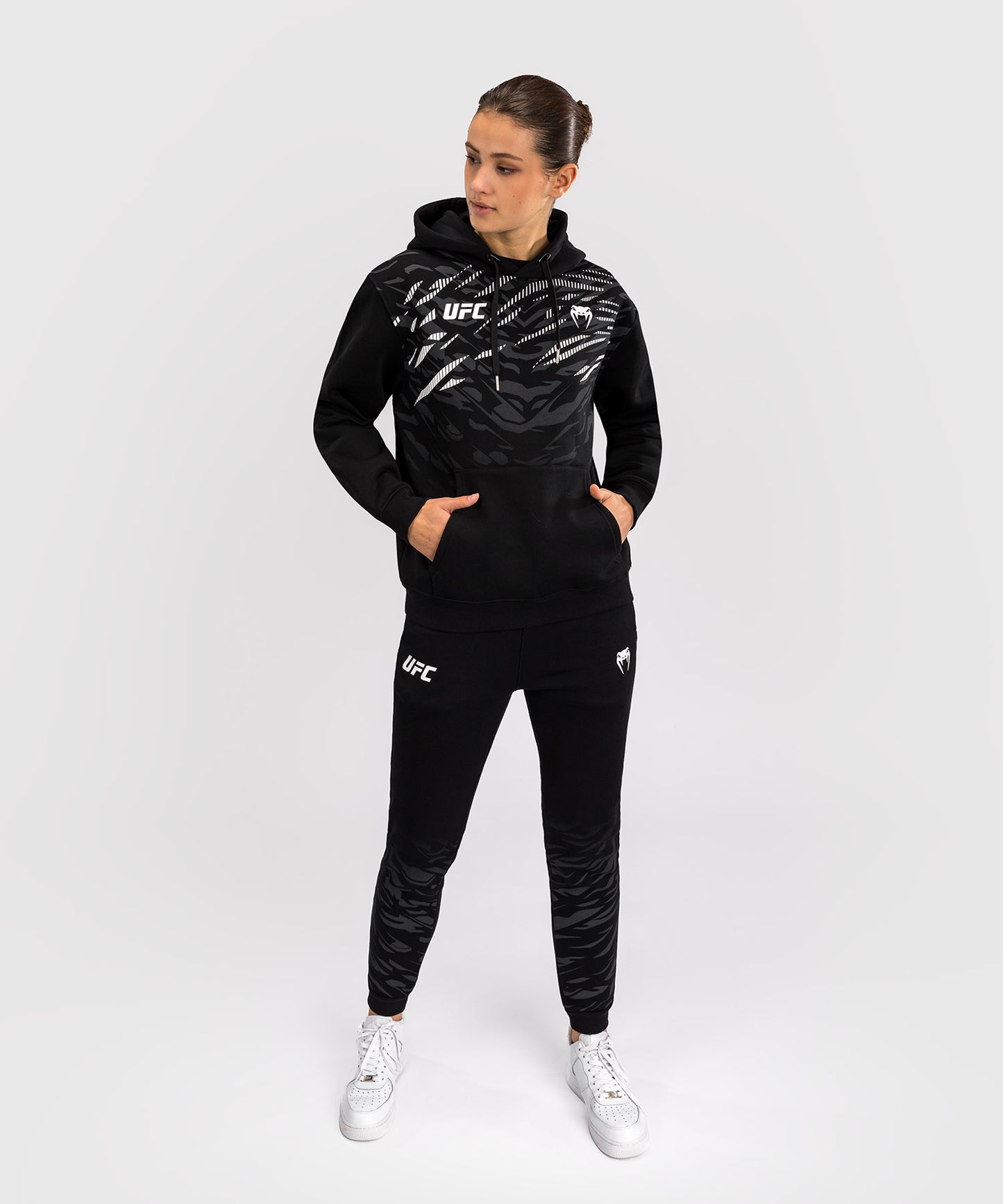 UFC Fusion by Venum Replica Frauen Kapuzen-Sweatshirt - Schwarz