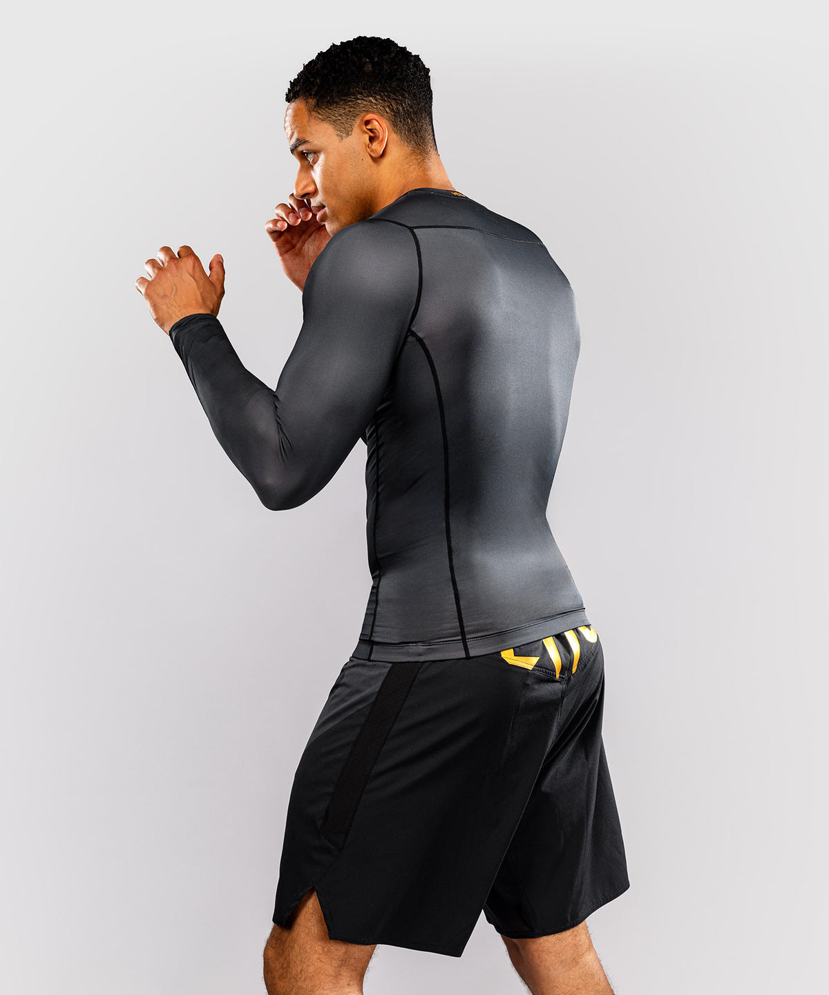 Rashguard manches longues Venum Attack - Noir/Or
